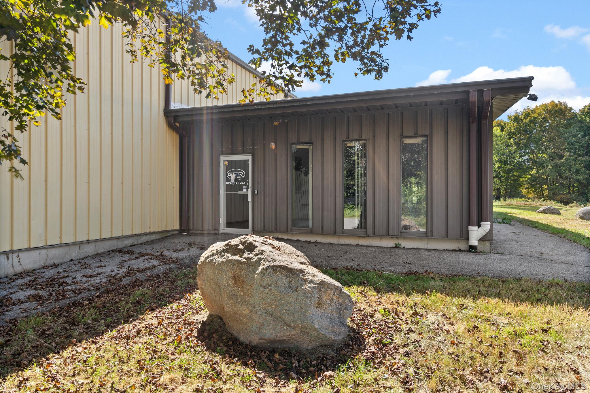 3050 State Route 208, Wallkill, NY 12589