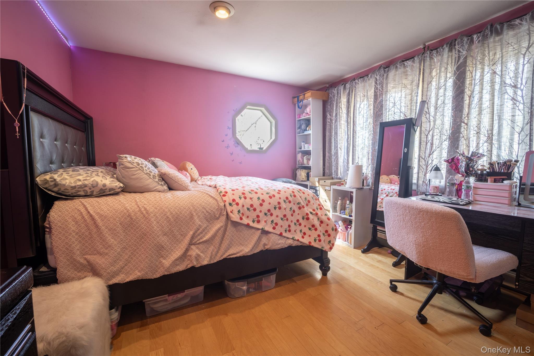 3252 Waterbury Avenue, Bronx, NY 10465