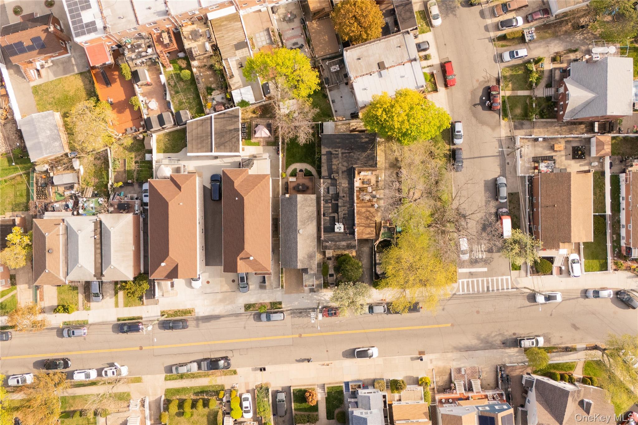 3252 Waterbury Avenue, Bronx, NY 10465