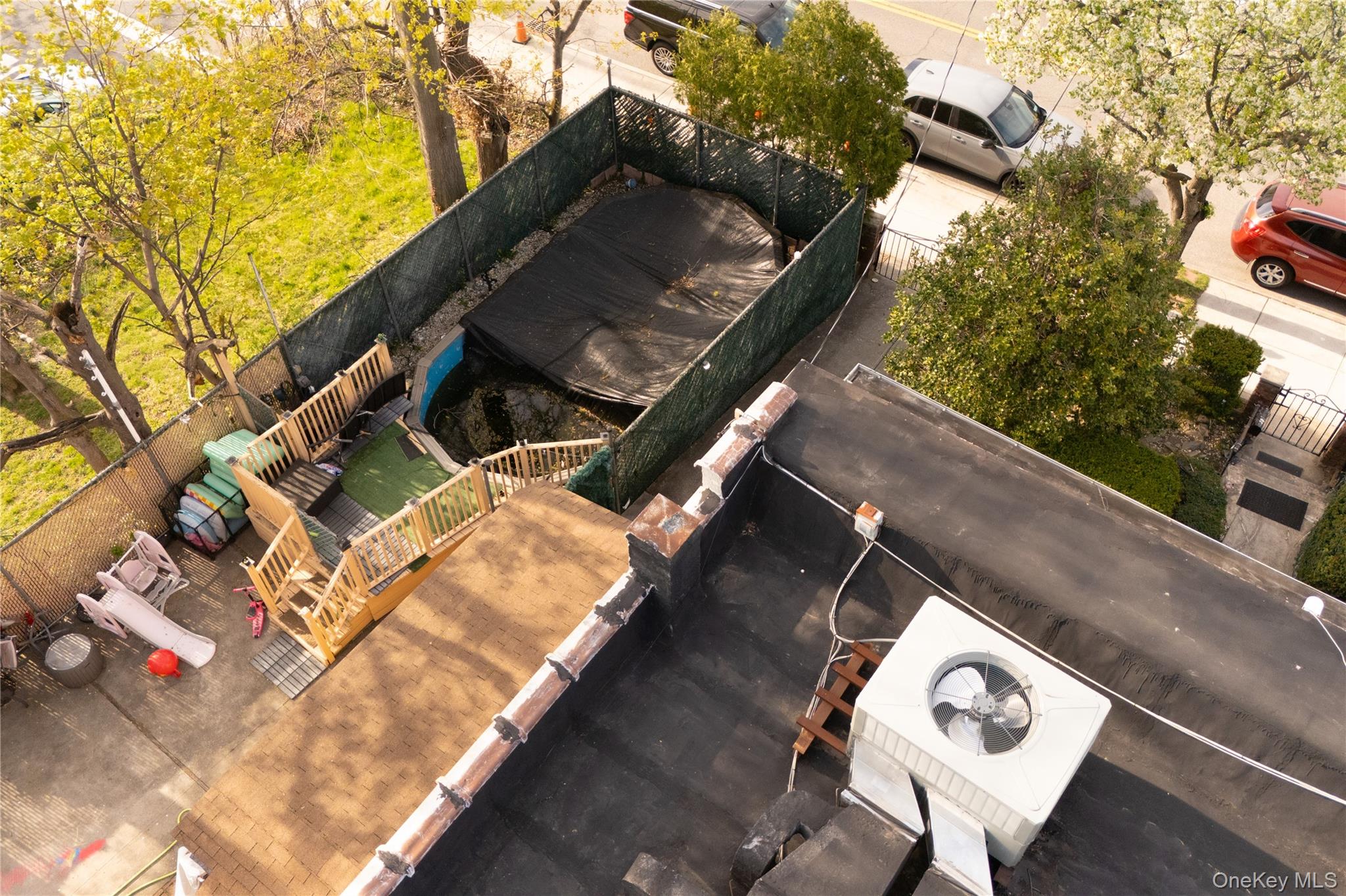 3252 Waterbury Avenue, Bronx, NY 10465