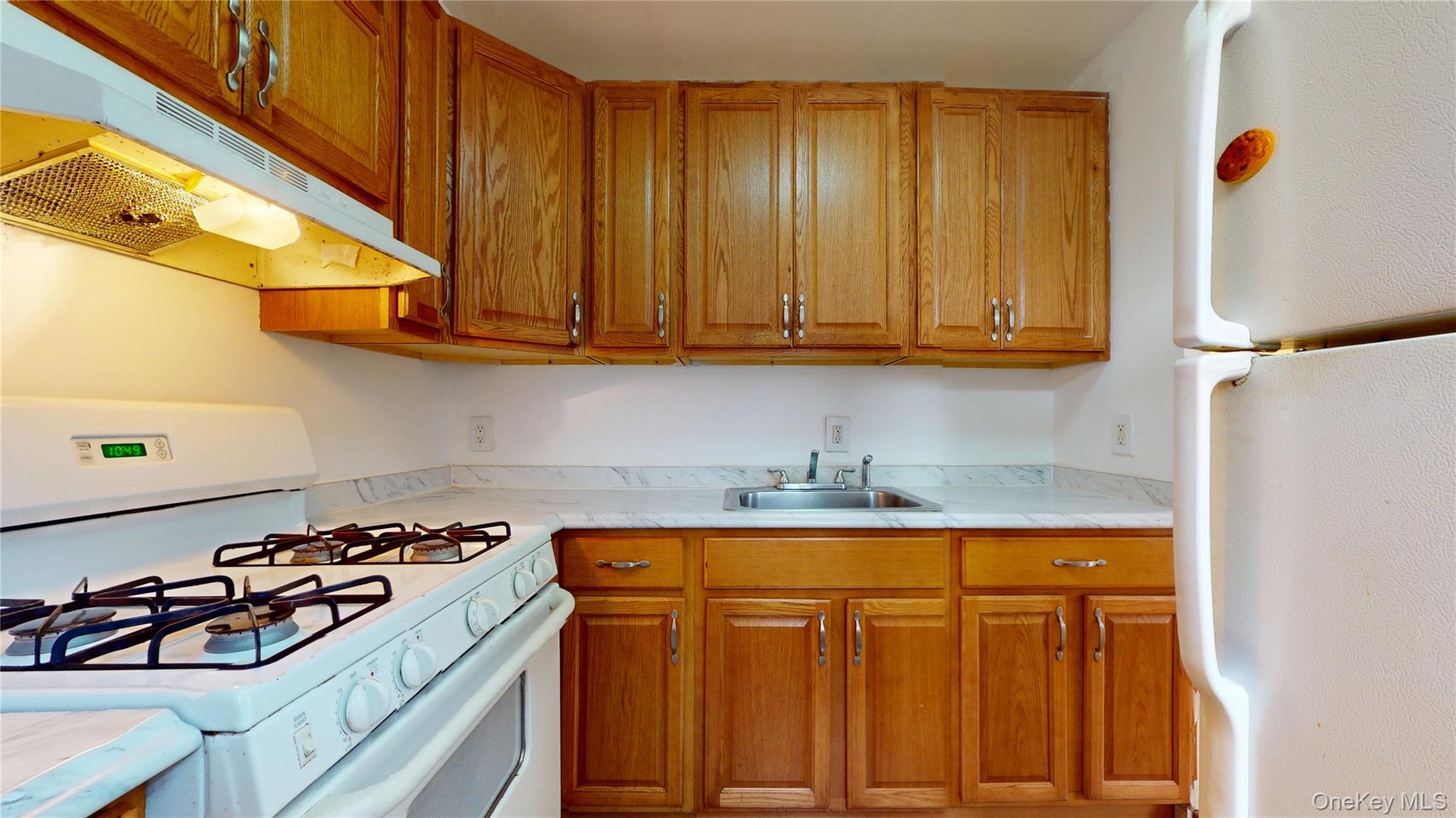 124-01 Hillside Avenue, Kew Gardens, NY 11415