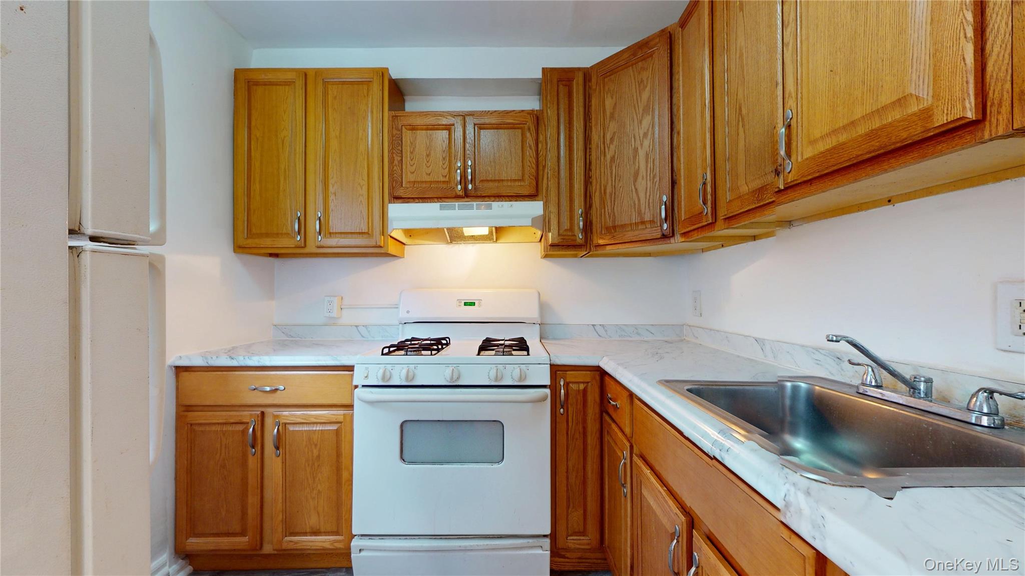 124-01 Hillside Avenue, Kew Gardens, NY 11415