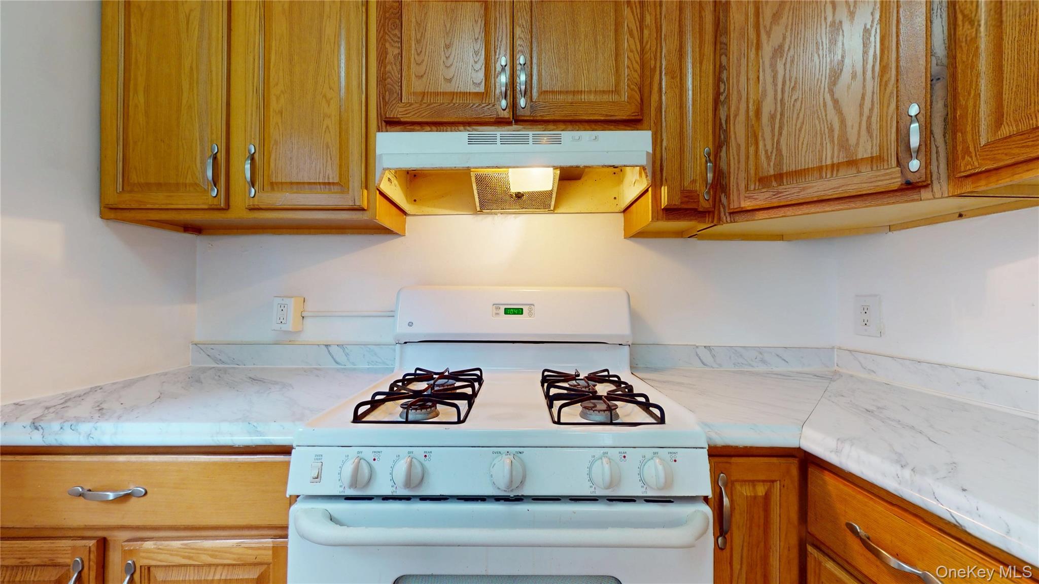 124-01 Hillside Avenue, Kew Gardens, NY 11415