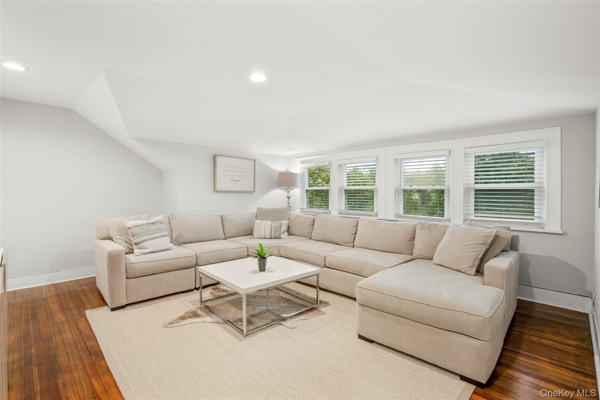 20 Elk Avenue, New Rochelle, NY 10804