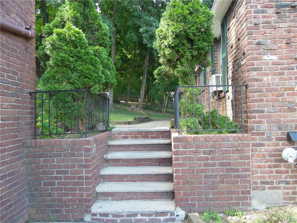 49 Congers Road # 3, New City, NY 10956