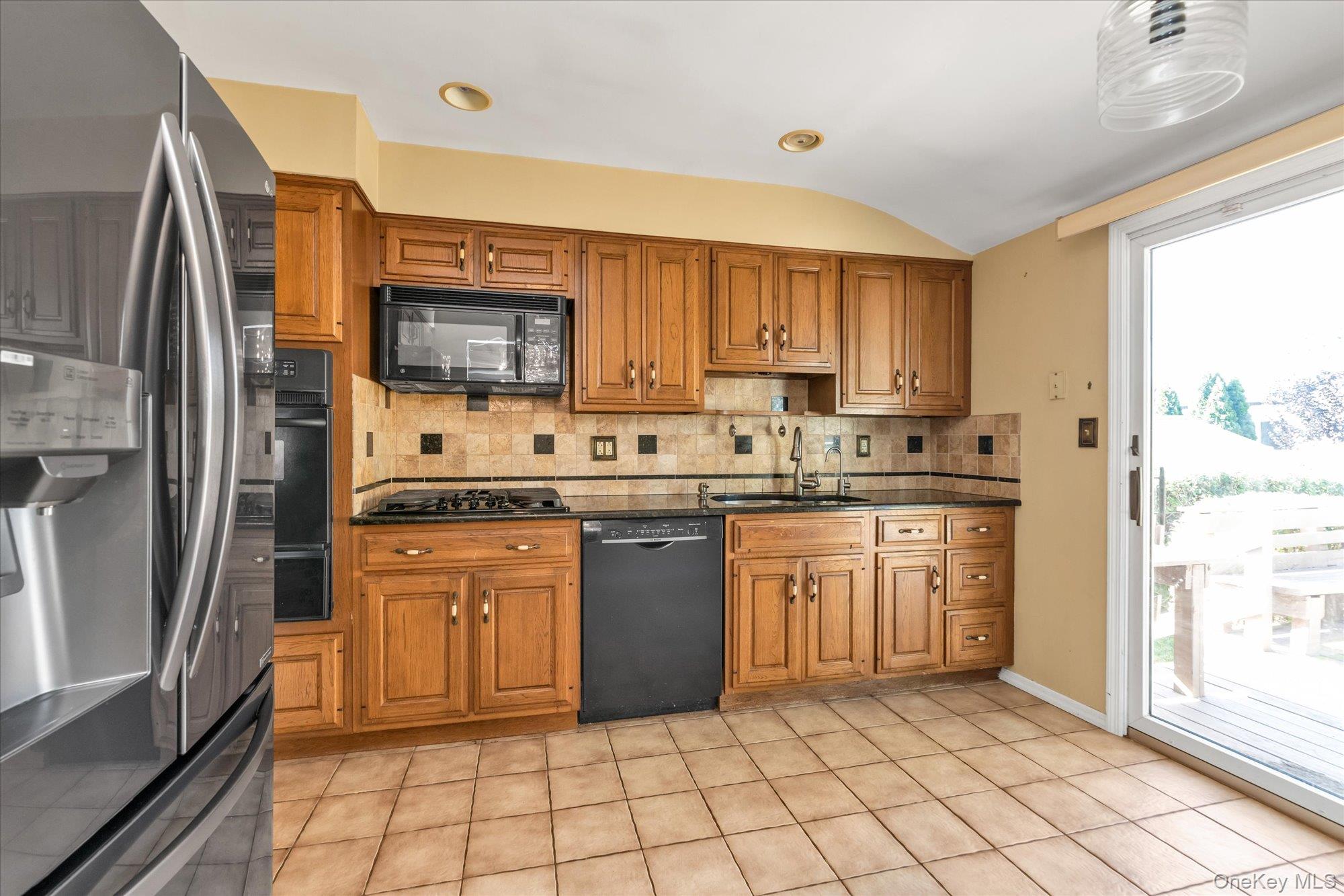 336 W 9th Street, Deer Park, NY 11729