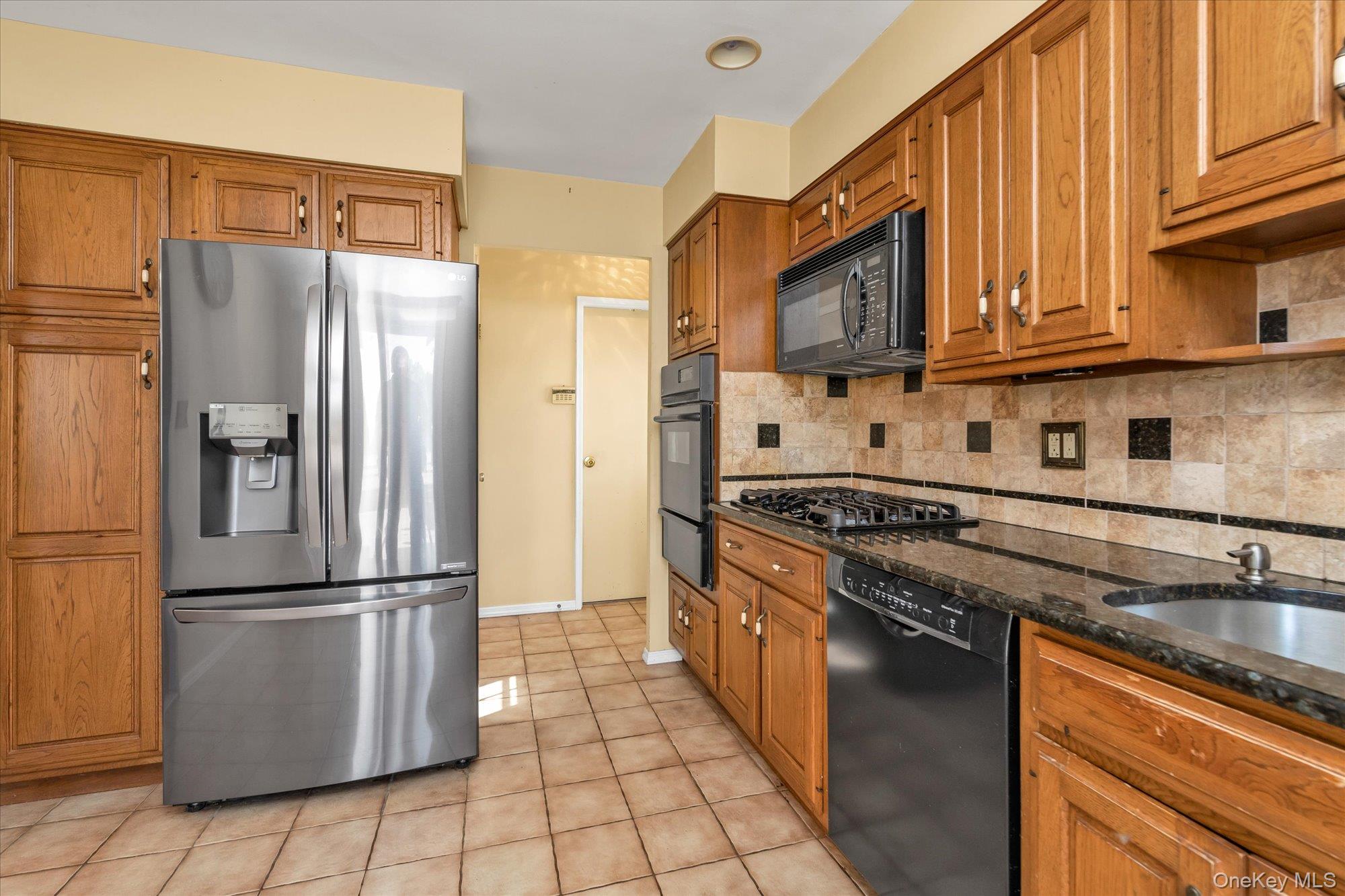 336 W 9th Street, Deer Park, NY 11729