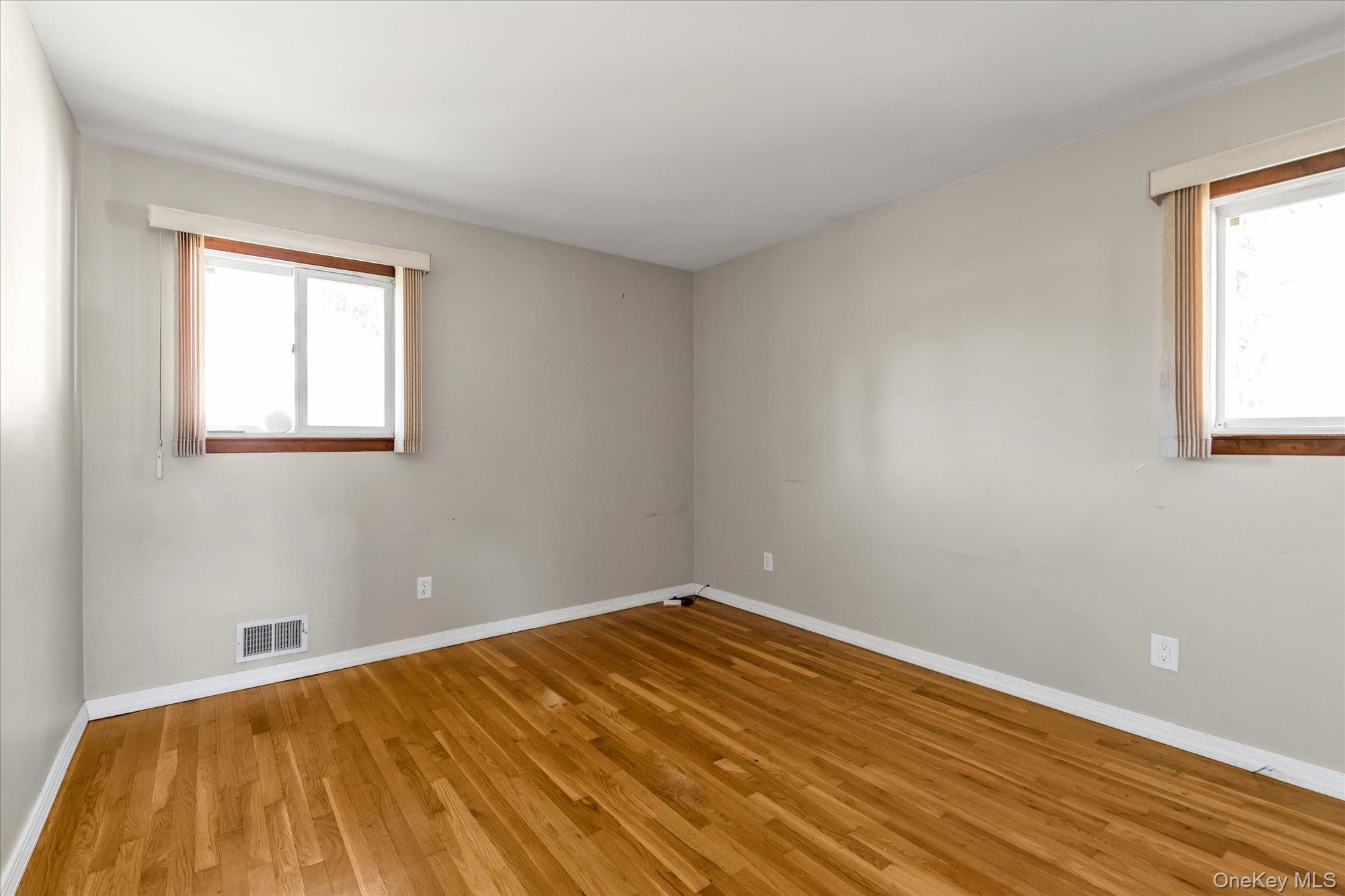 336 W 9th Street, Deer Park, NY 11729