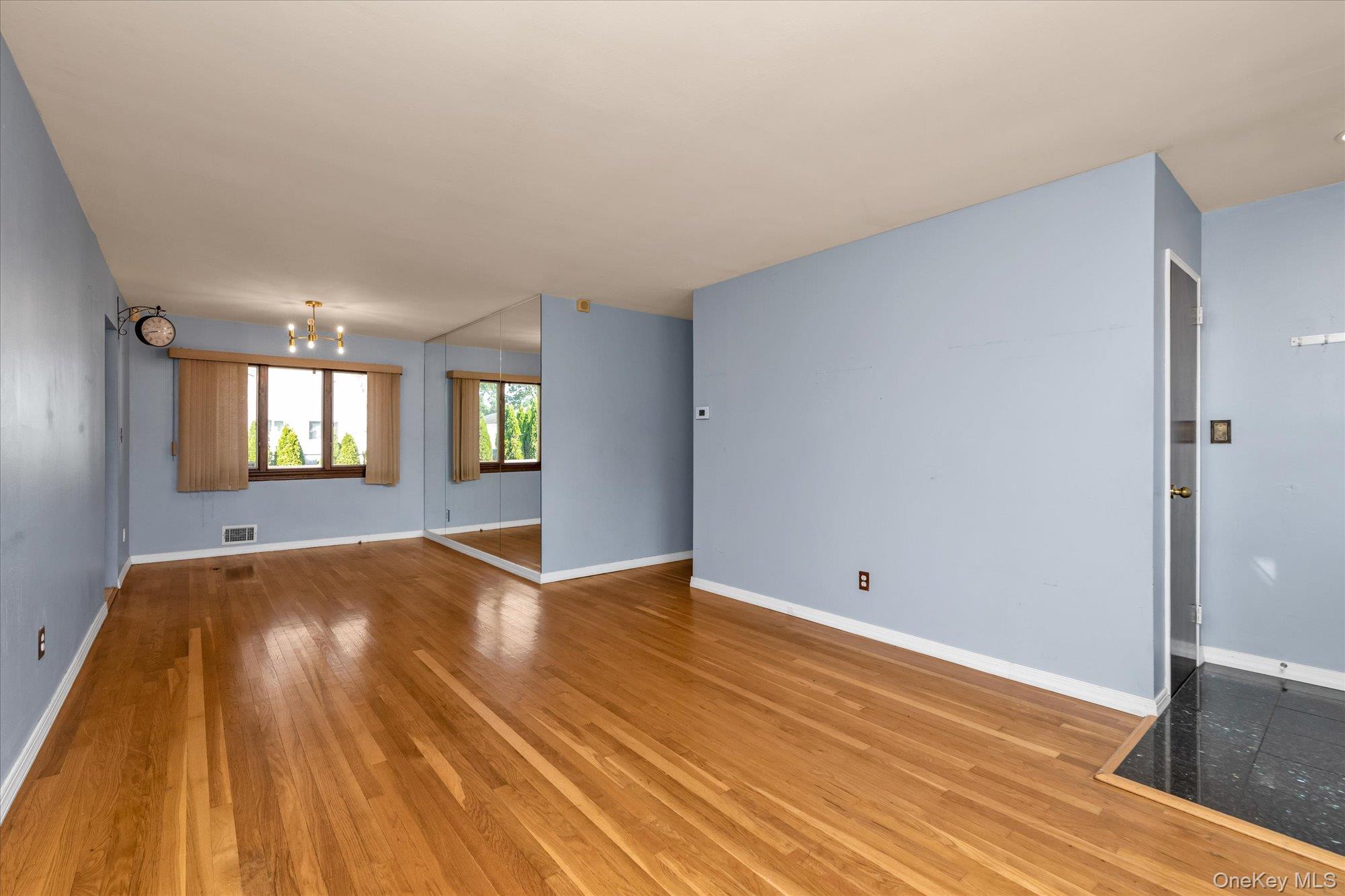 336 W 9th Street, Deer Park, NY 11729