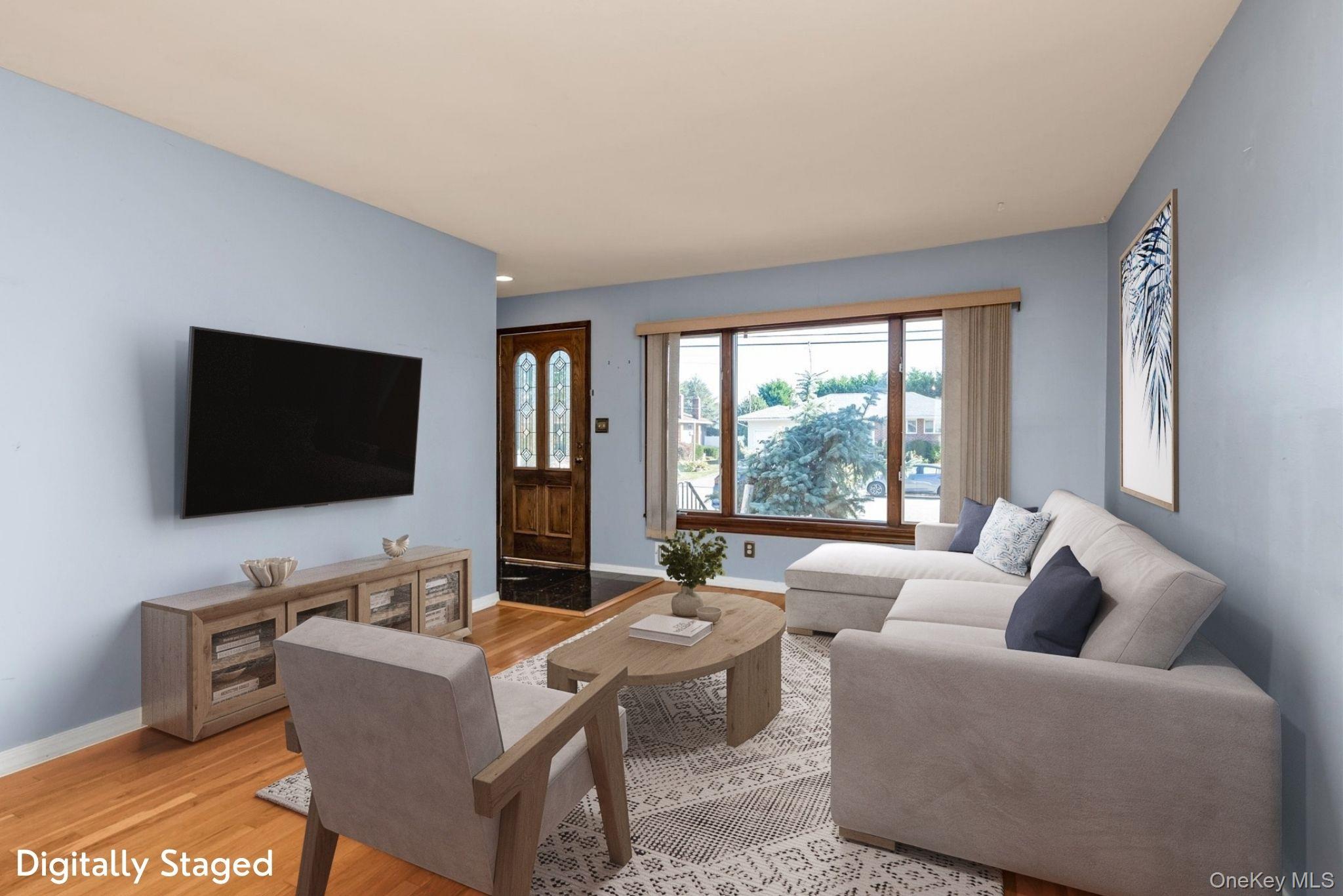 336 W 9th Street, Deer Park, NY 11729