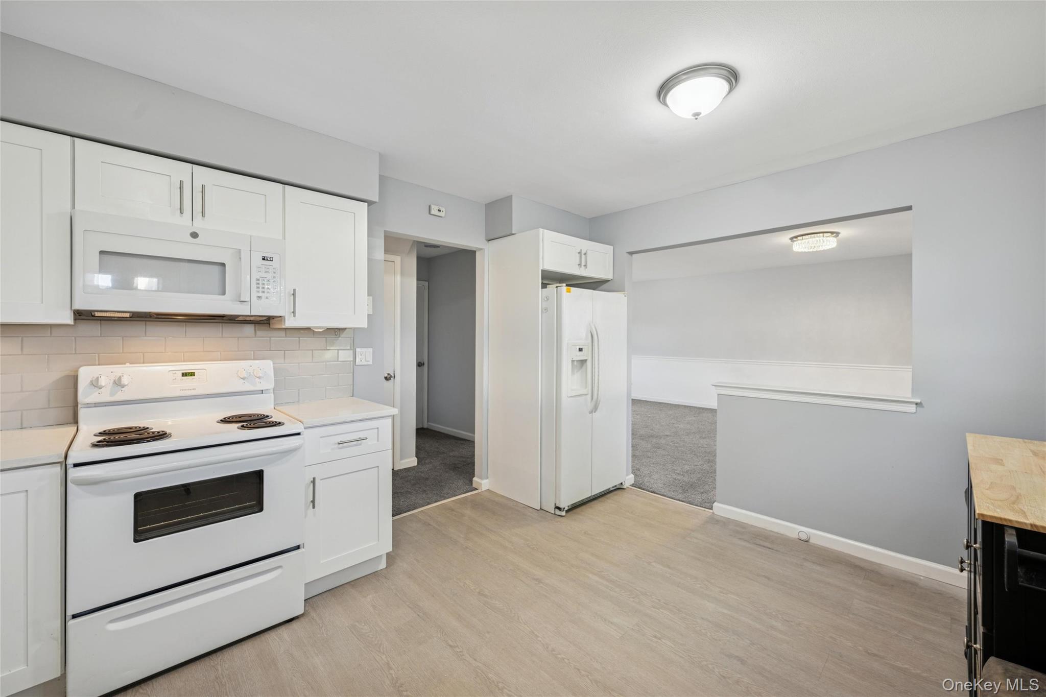 622 Old Country Road, Plainview, NY 11803