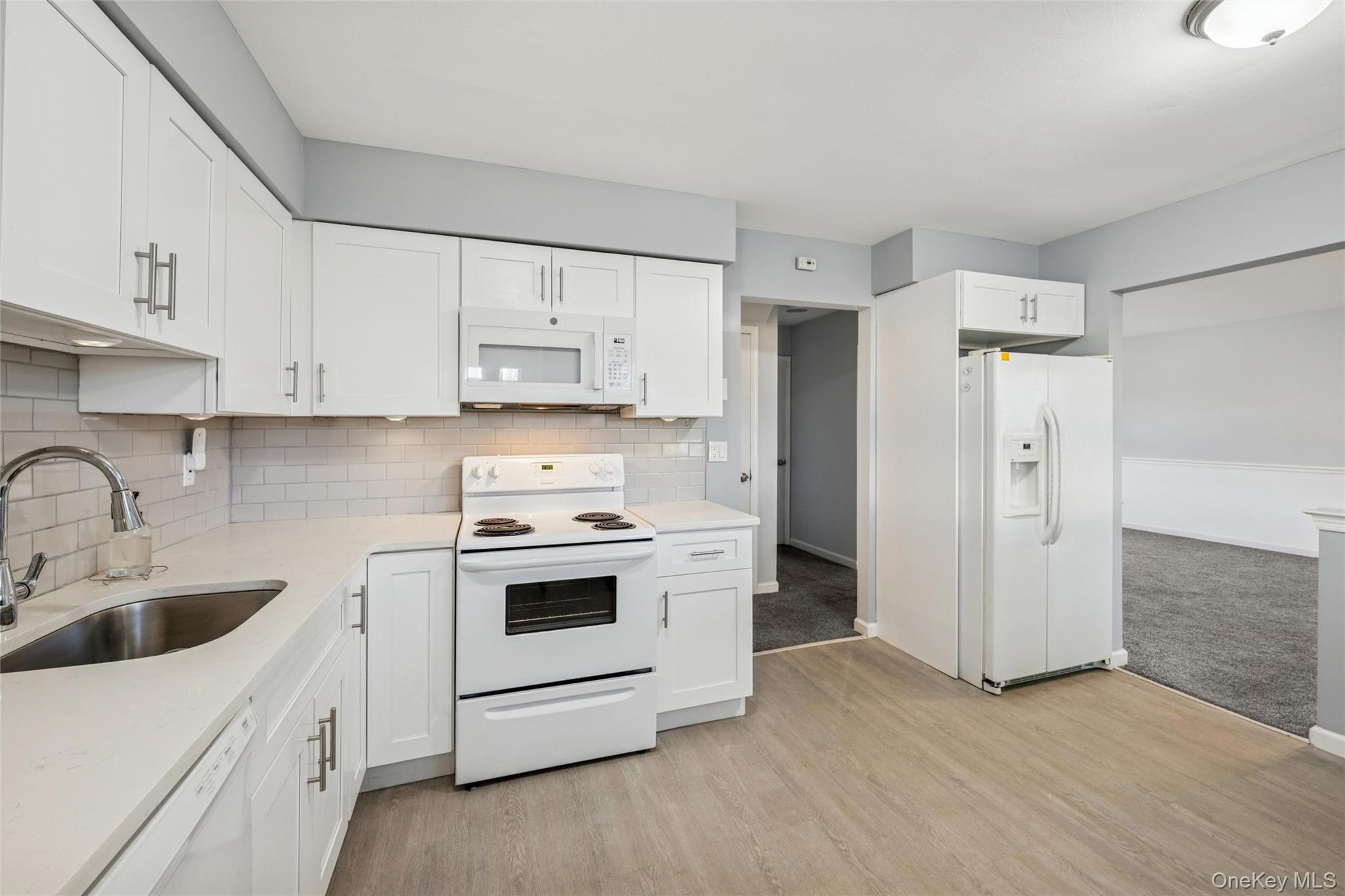 622 Old Country Road, Plainview, NY 11803