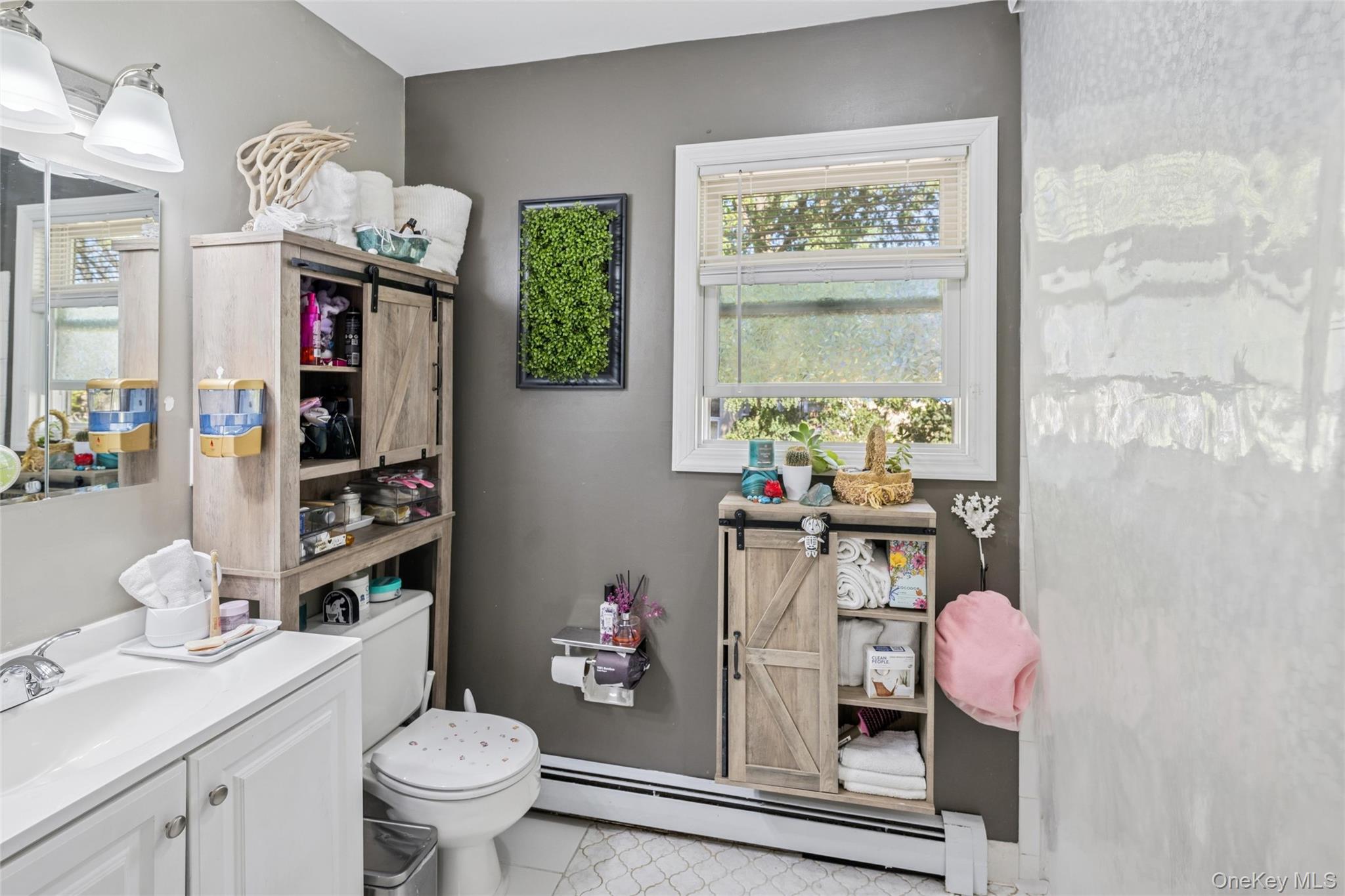 622 Old Country Road, Plainview, NY 11803