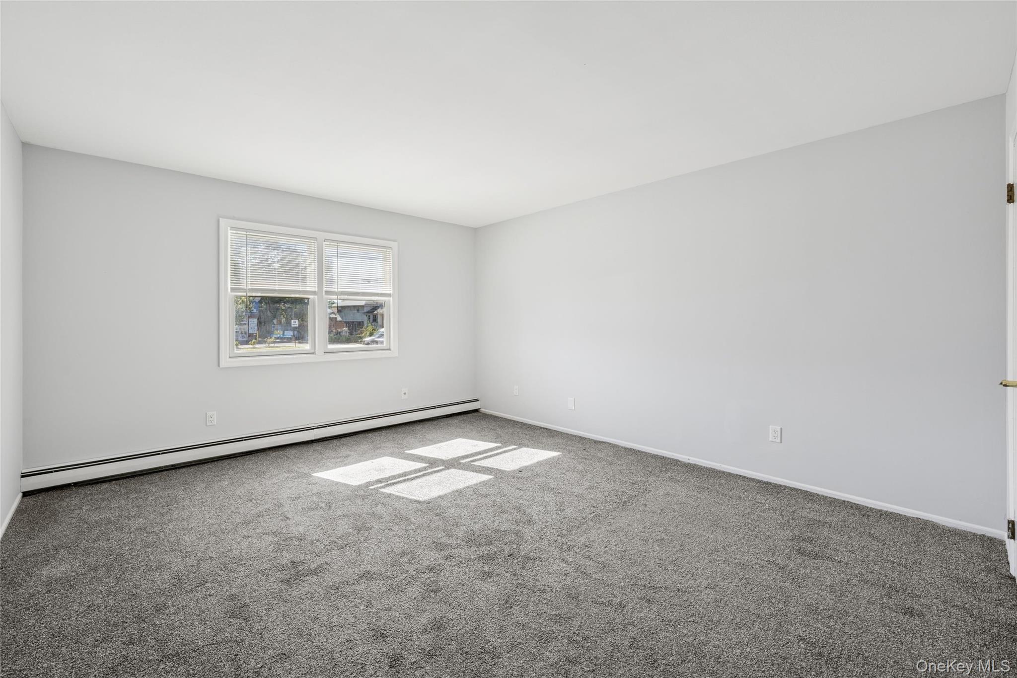 622 Old Country Road, Plainview, NY 11803