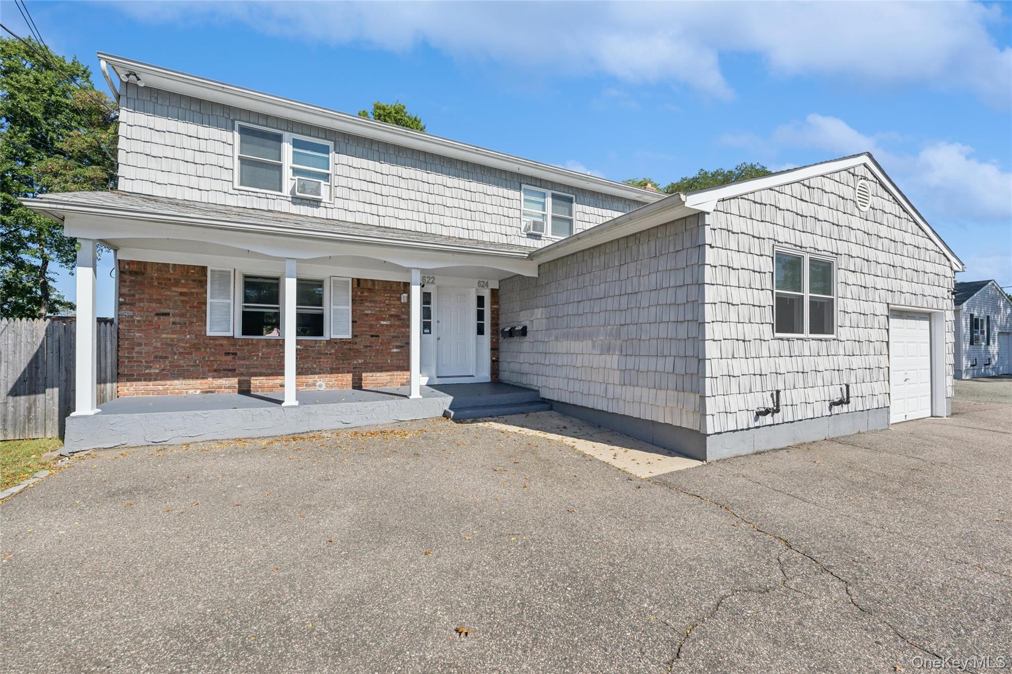 622 Old Country Road, Plainview, NY 11803