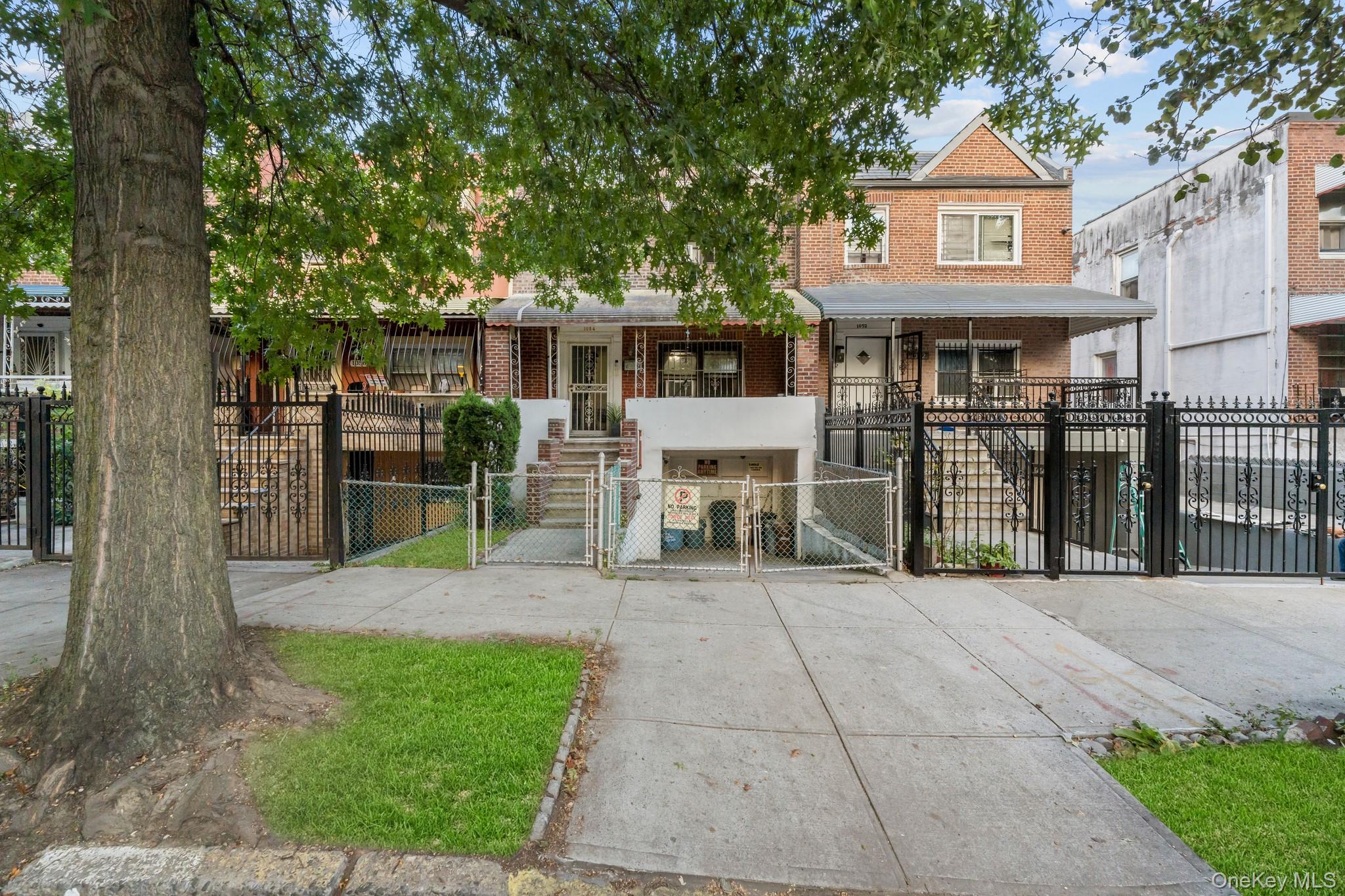 1054 Evergreen Avenue, Bronx, NY 10472