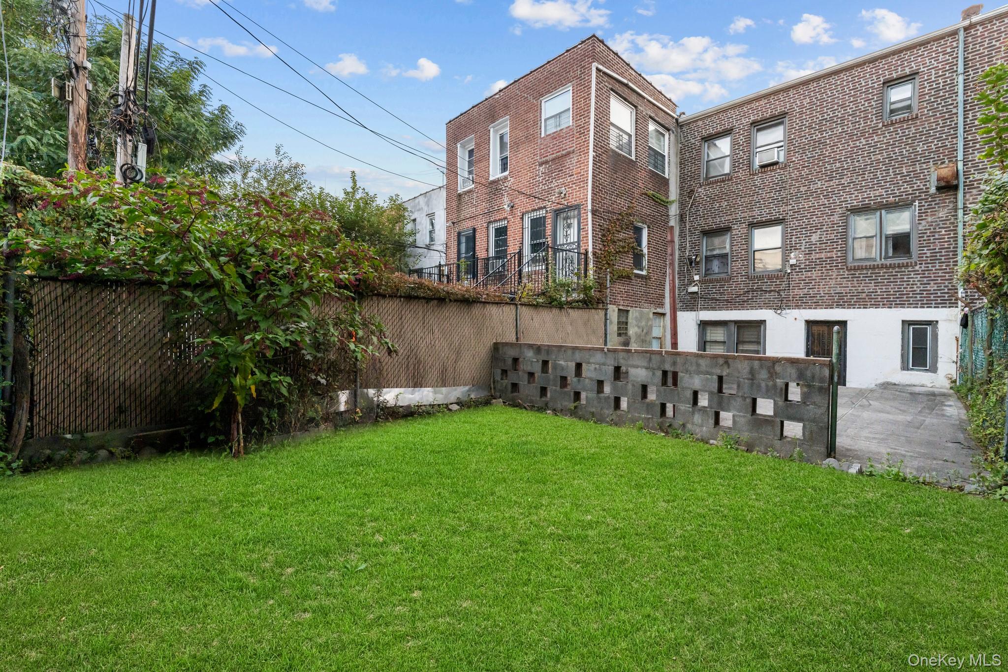 1054 Evergreen Avenue, Bronx, NY 10472