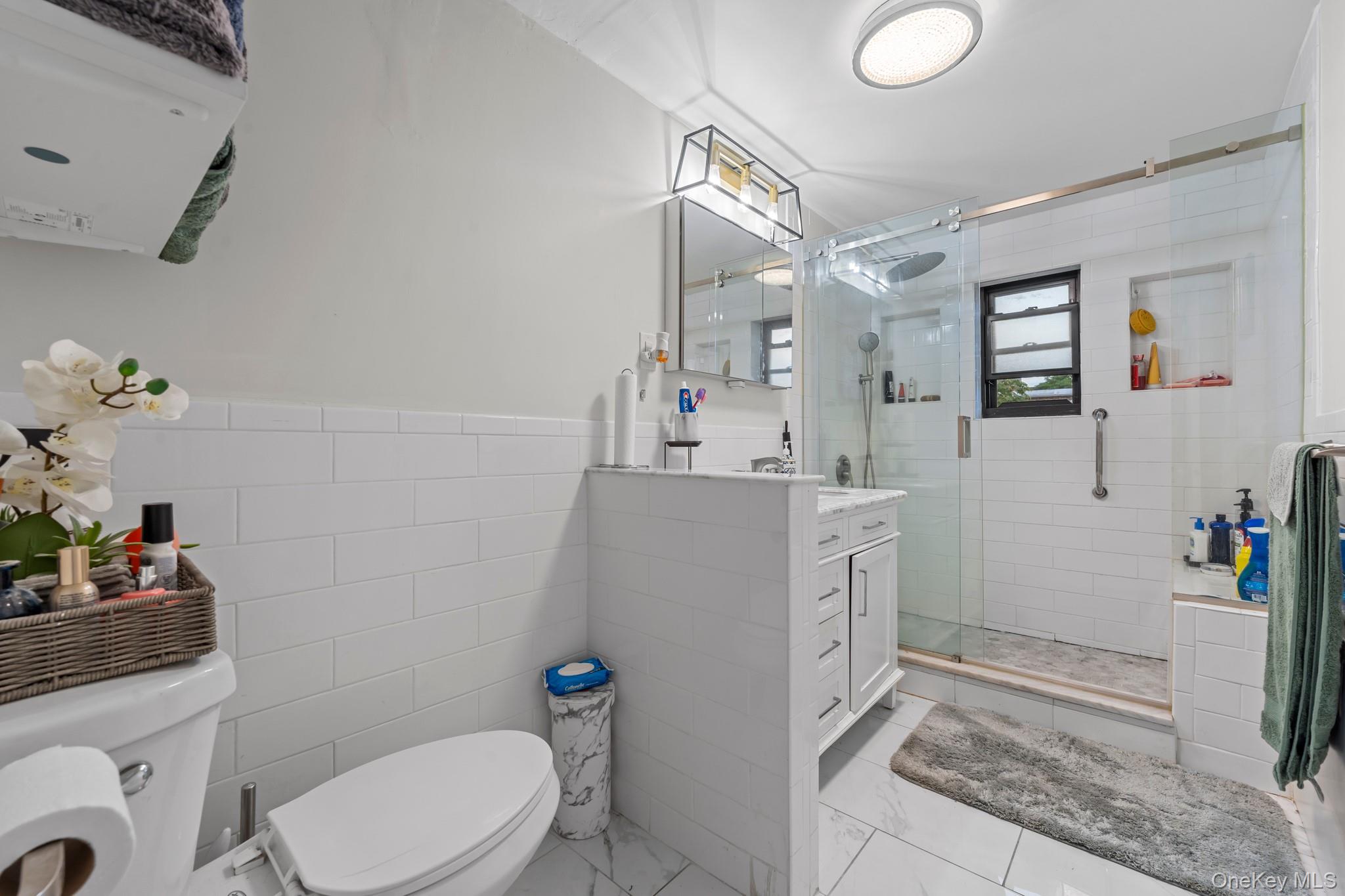 1054 Evergreen Avenue, Bronx, NY 10472