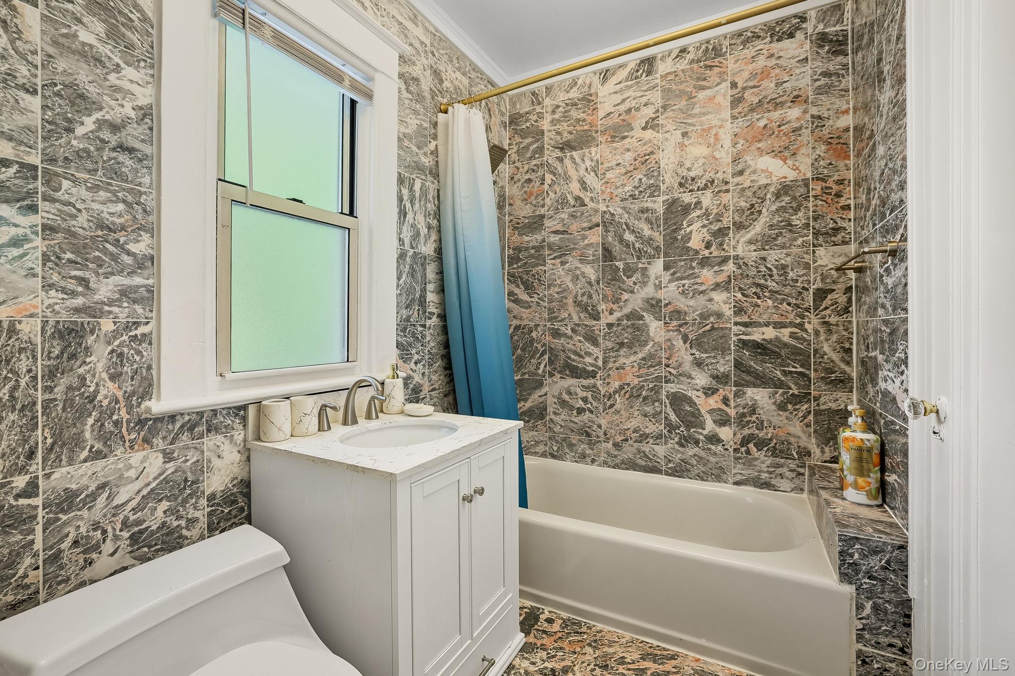 1 Lynwood Road, Scarsdale, NY 10583