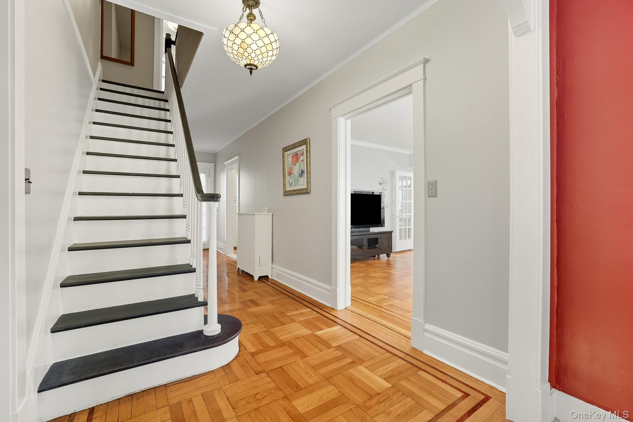 1 Lynwood Road, Scarsdale, NY 10583