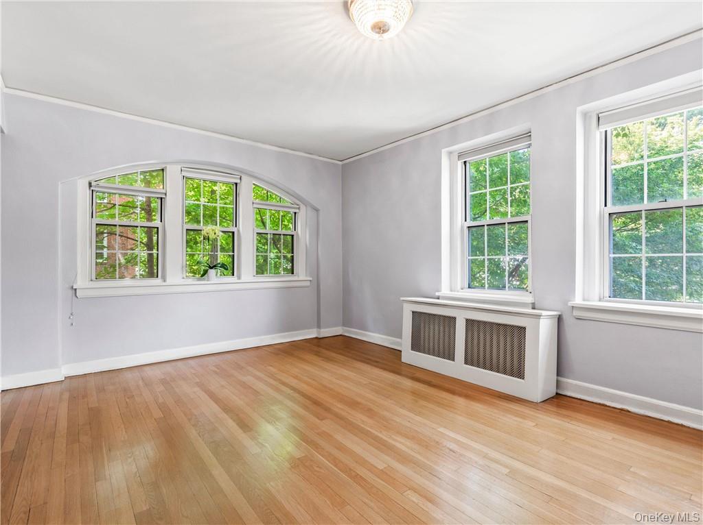 270 Bronxville Road # B43, Bronxville, NY 10708