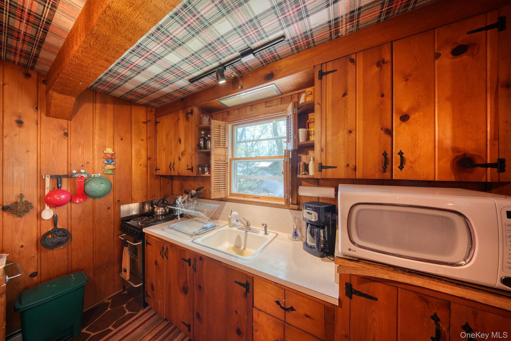 288 S Shore Shore Drive, Wurtsboro, NY 12790