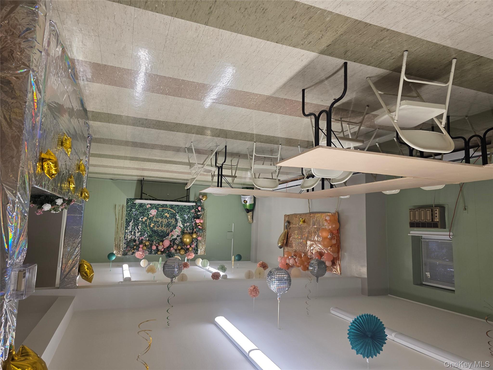 596 Broadway # 16B, Lynbrook, NY 11563