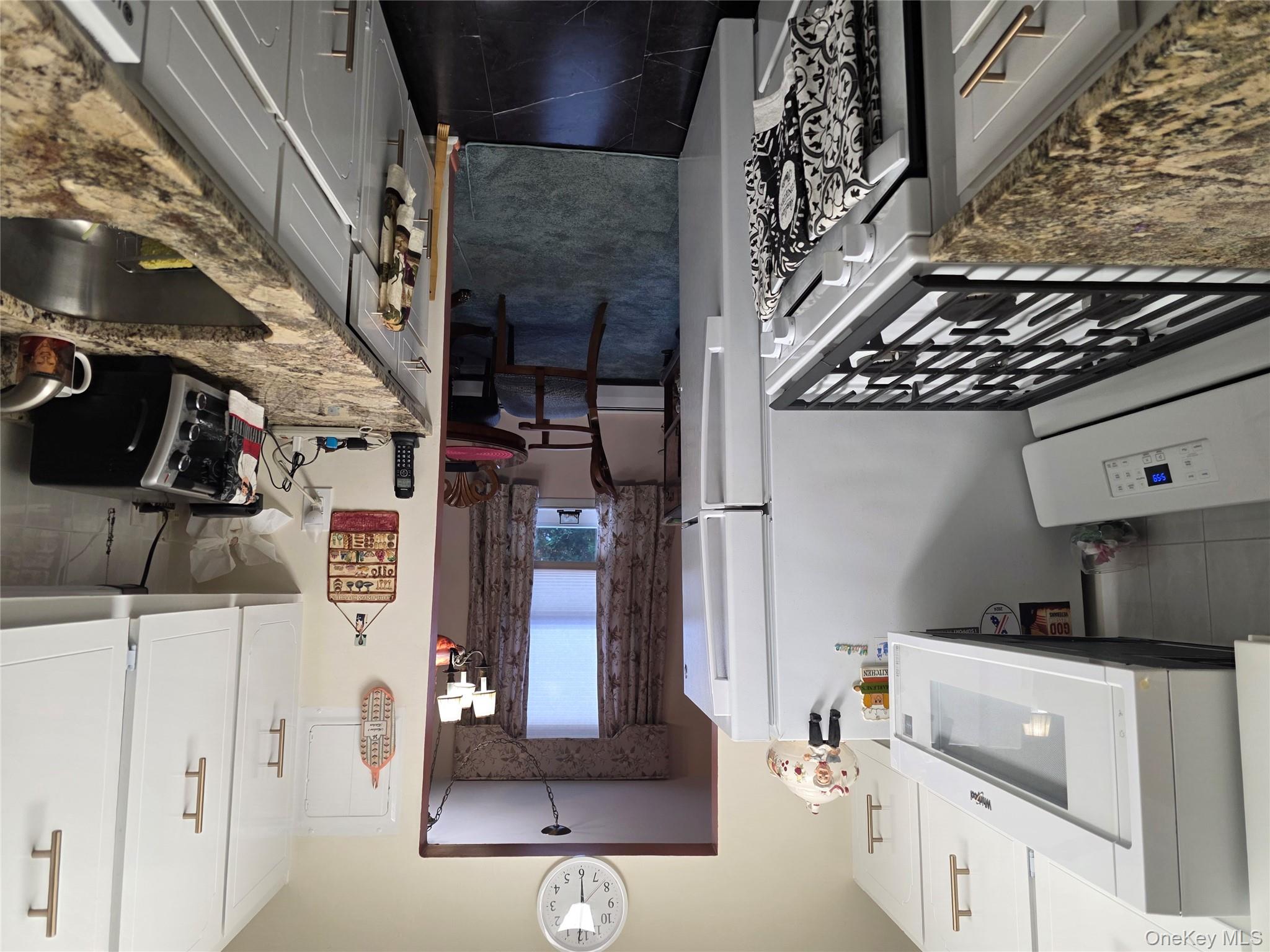 596 Broadway # 16B, Lynbrook, NY 11563