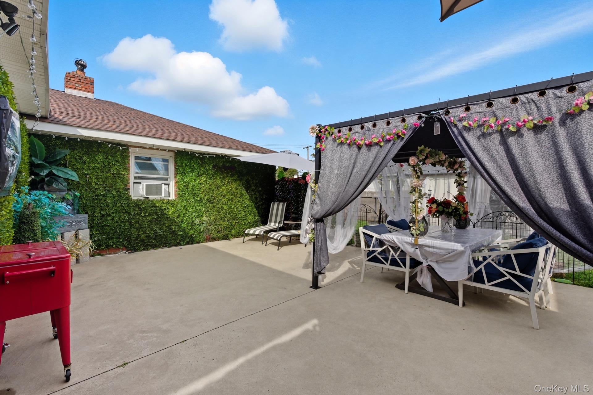 70 Trafalgar Drive, Shirley, NY 11967