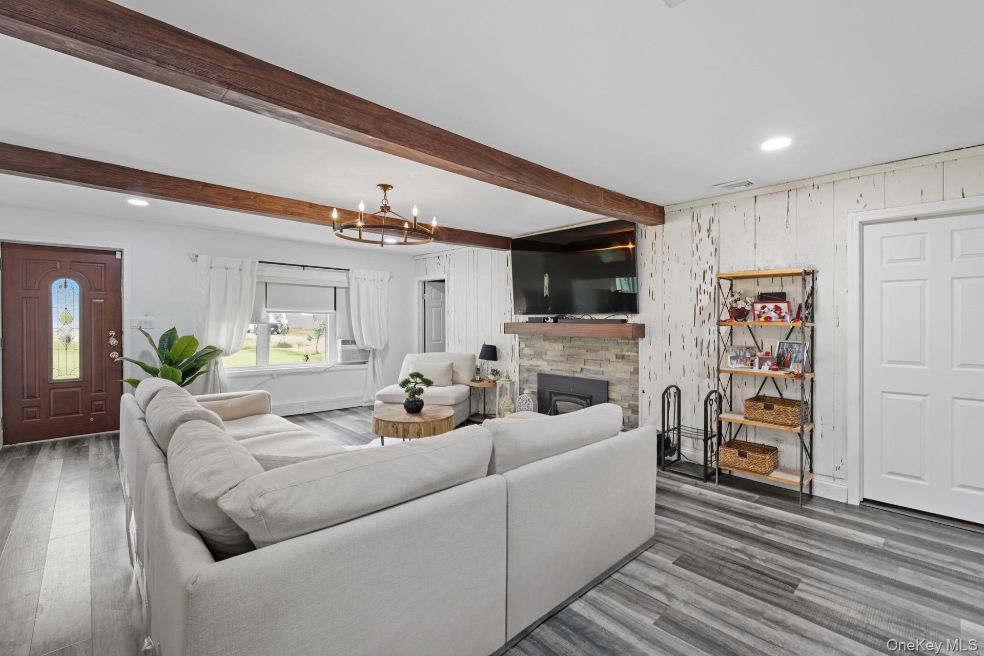 70 Trafalgar Drive, Shirley, NY 11967