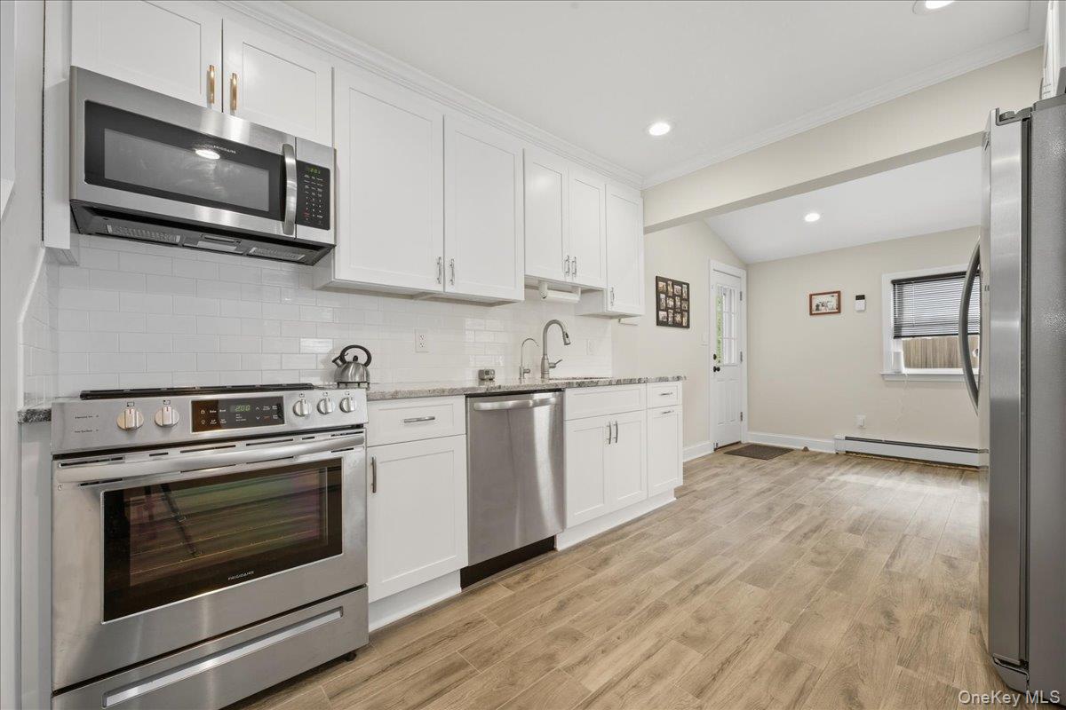 59 Cotton Lane, Levittown, NY 11756