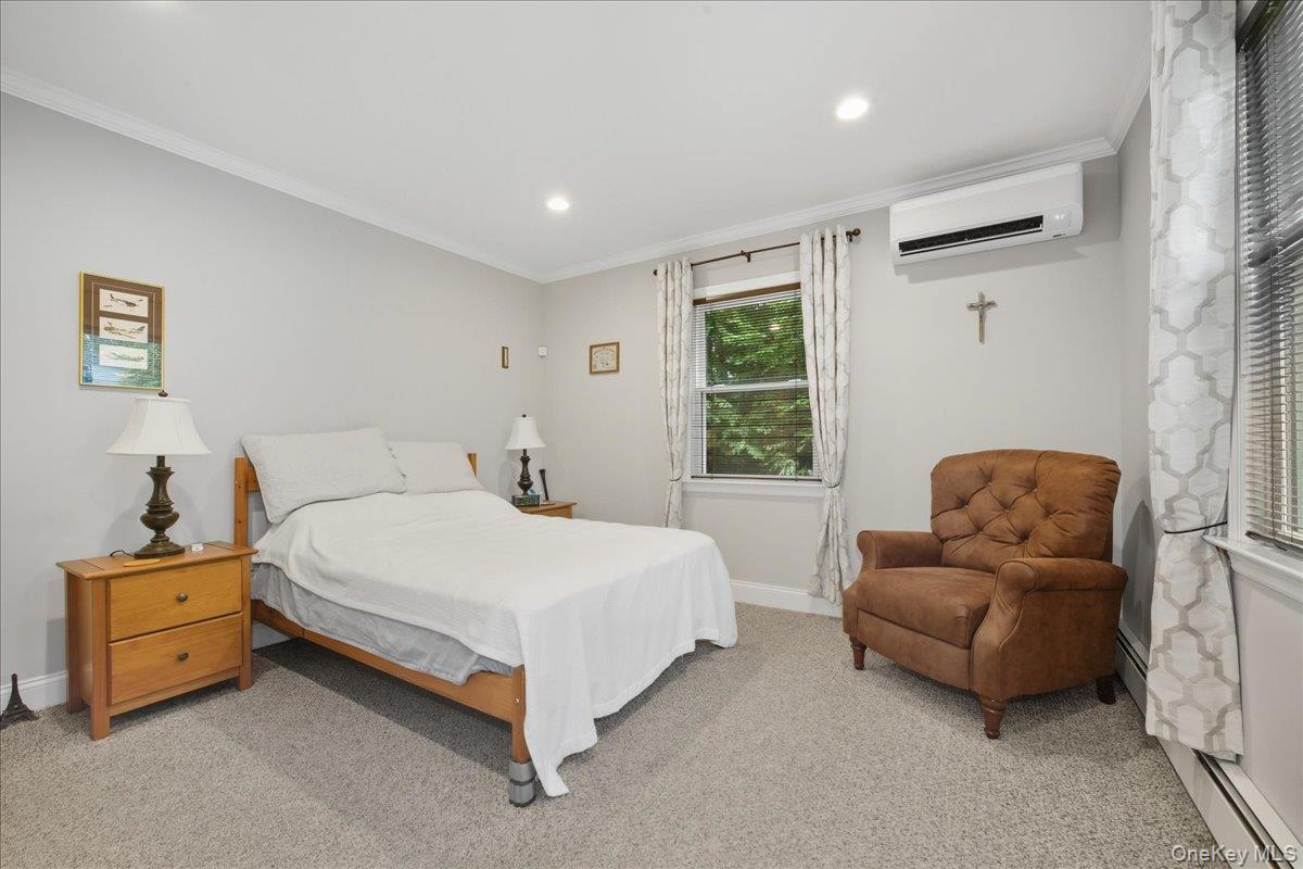 59 Cotton Lane, Levittown, NY 11756