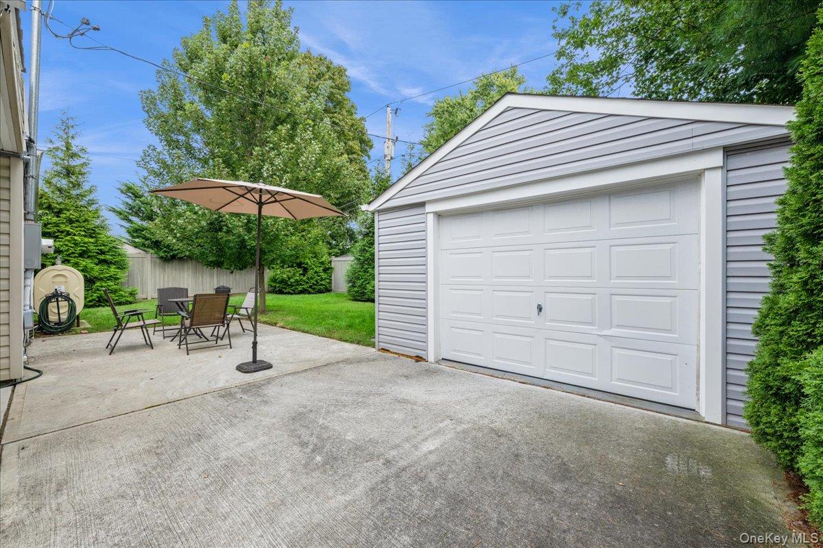 59 Cotton Lane, Levittown, NY 11756