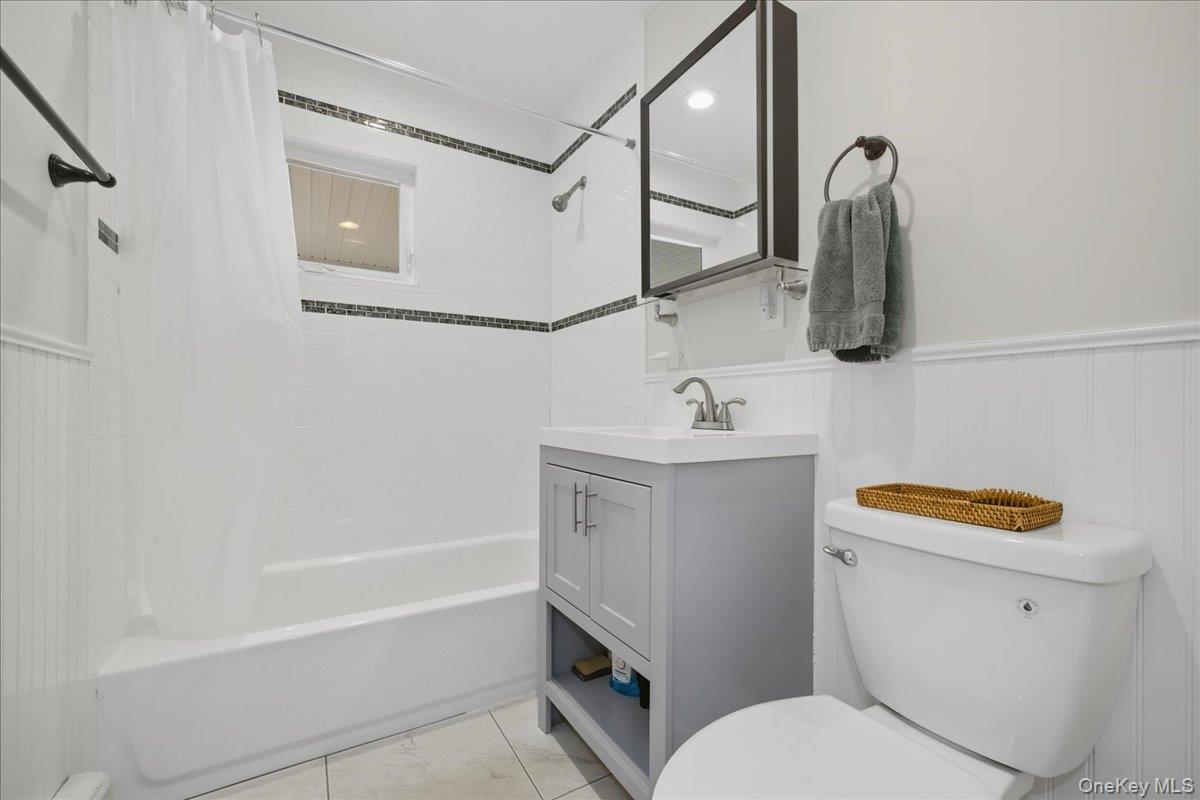 59 Cotton Lane, Levittown, NY 11756