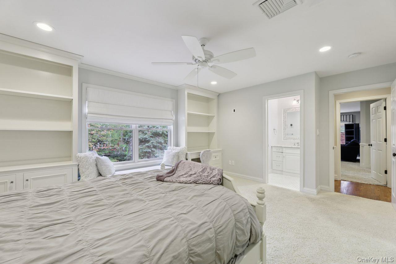 39 Oxford Drive, Montebello, NY 10901