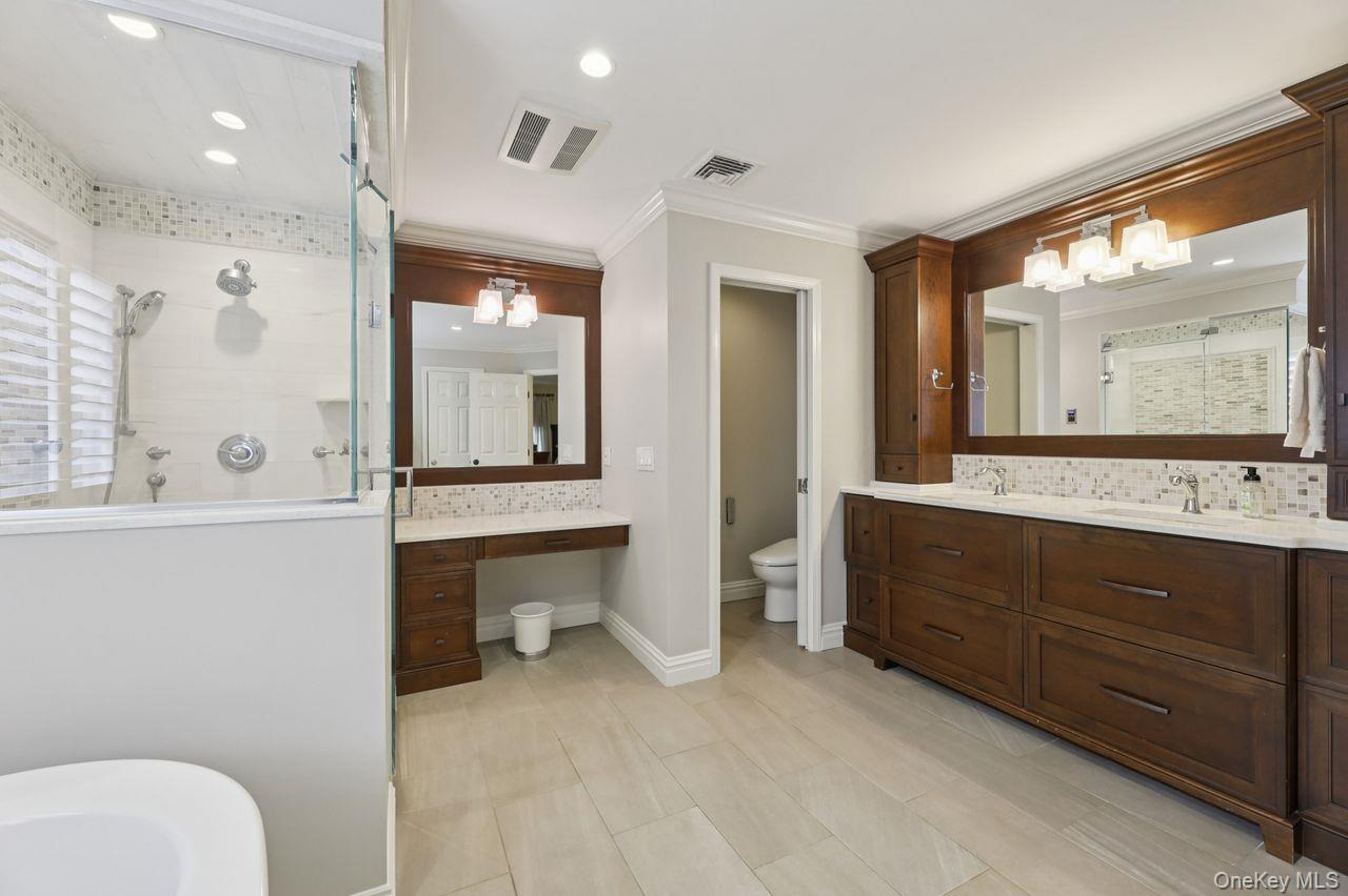 39 Oxford Drive, Montebello, NY 10901