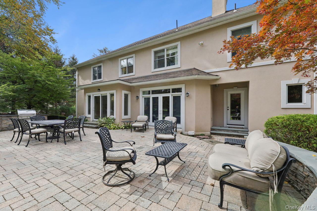 39 Oxford Drive, Montebello, NY 10901