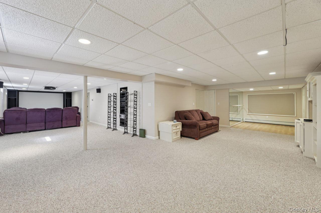 39 Oxford Drive, Montebello, NY 10901