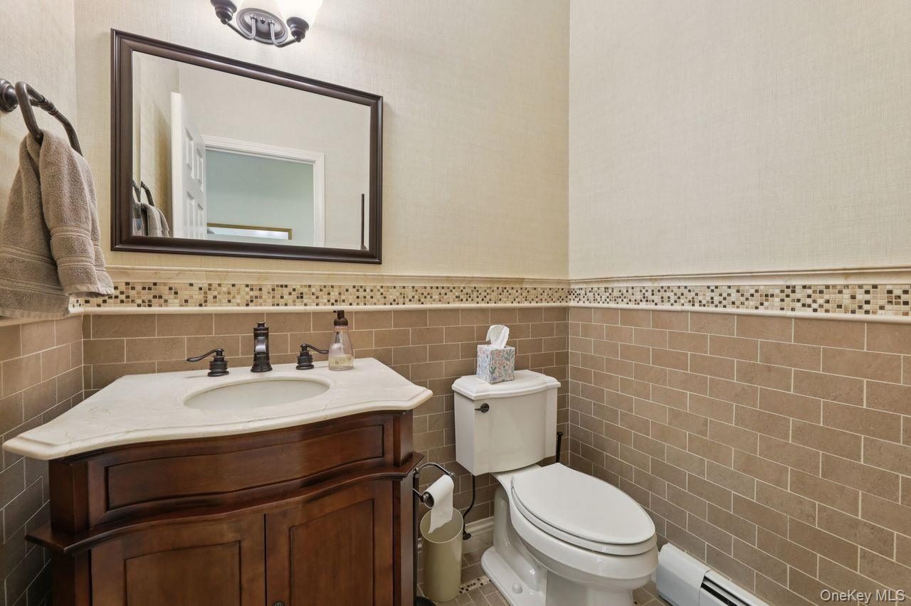 39 Oxford Drive, Montebello, NY 10901