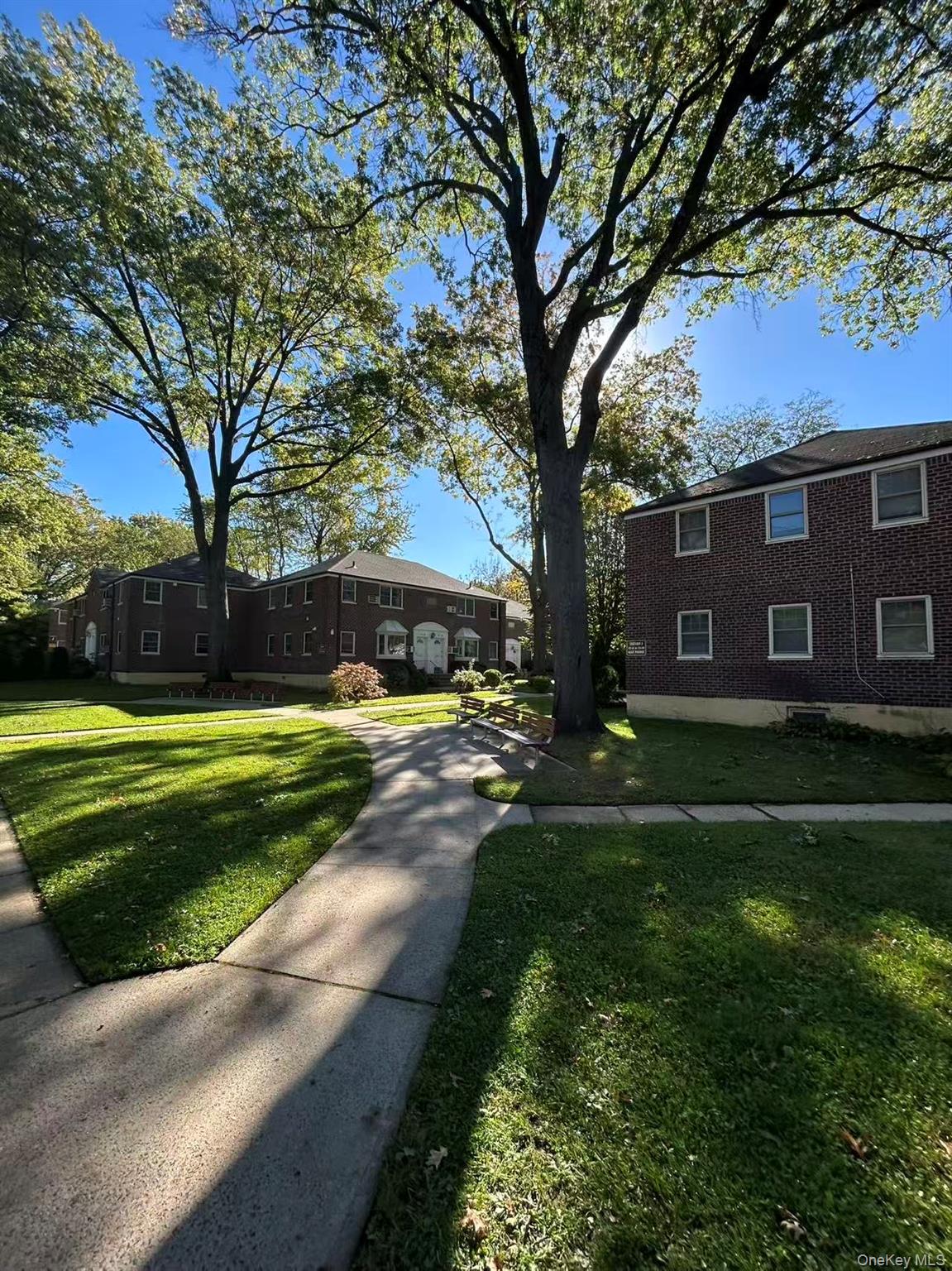 255-10 61st Avenue # 907, Little Neck, NY 11362