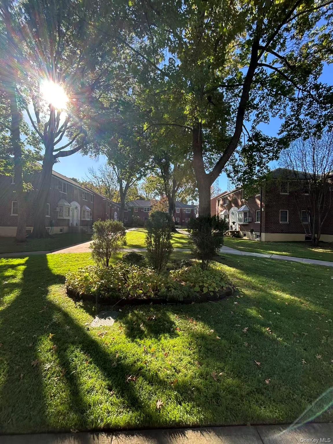 255-10 61st Avenue # 907, Little Neck, NY 11362