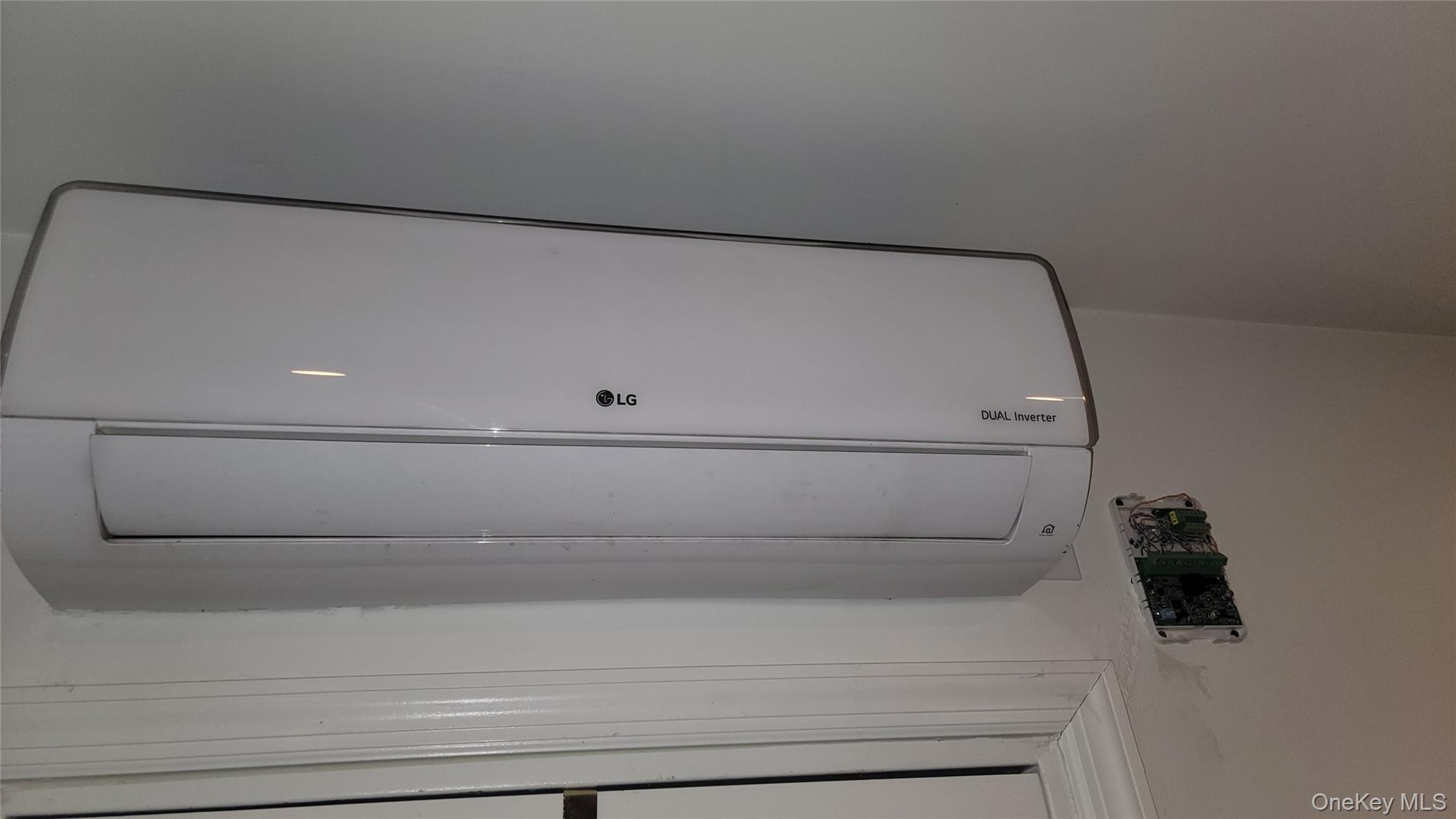 176 North 8th Street, Brooklyn, NY 11211