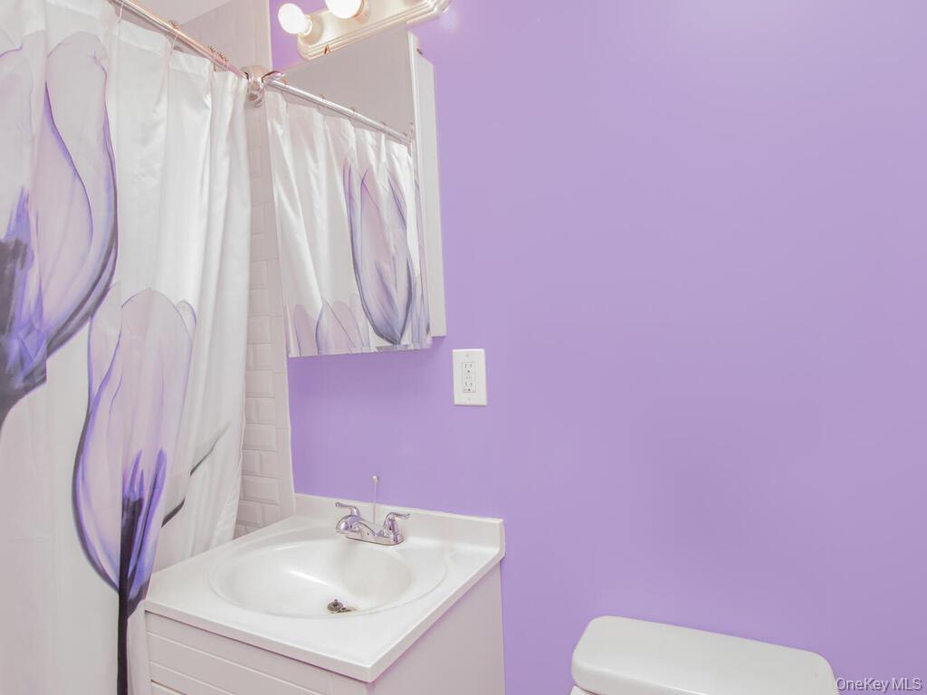 1035 Bryant Avenue, Bronx, NY 10459