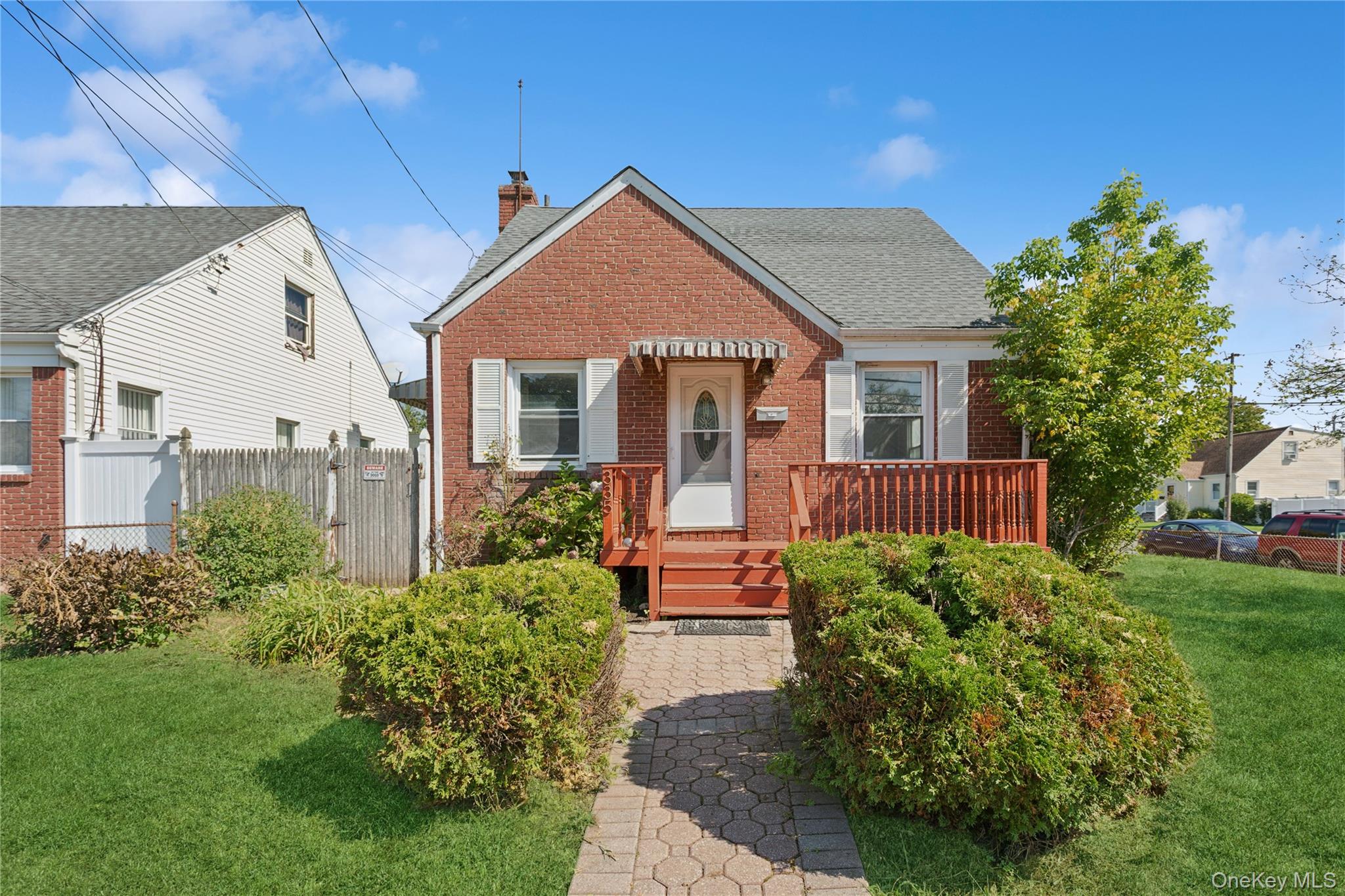 335 Locust Avenue, Uniondale, NY 11553