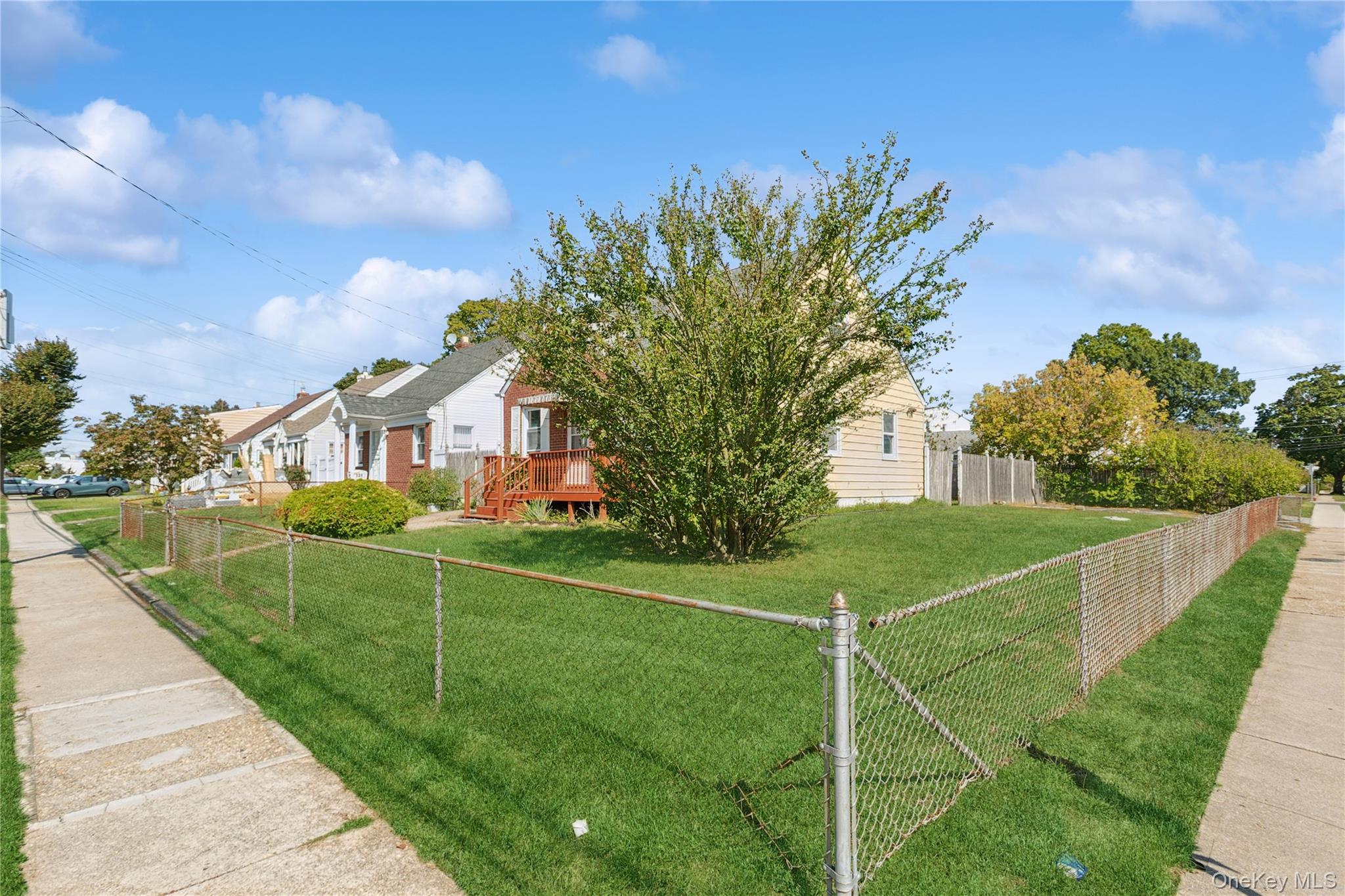 335 Locust Avenue, Uniondale, NY 11553