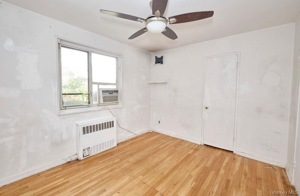 229-20 Hillside Avenue # 50-11, Queens Village, NY 11427