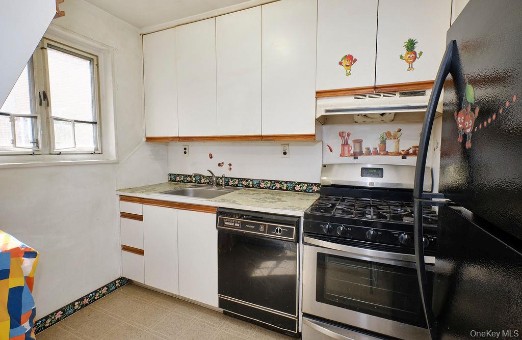 229-20 Hillside Avenue # 50-11, Queens Village, NY 11427