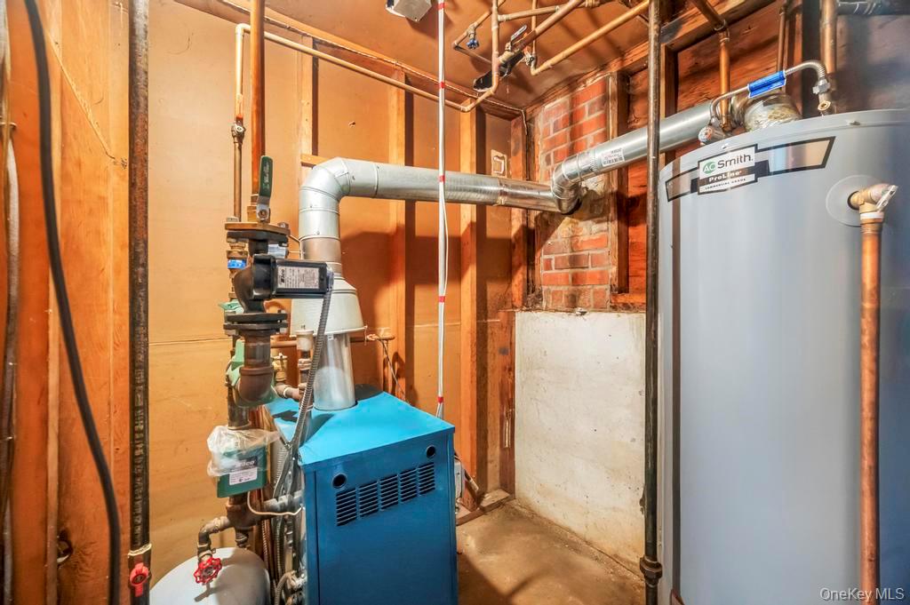 1399 Ackerson Boulevard, Bay Shore, NY 11706