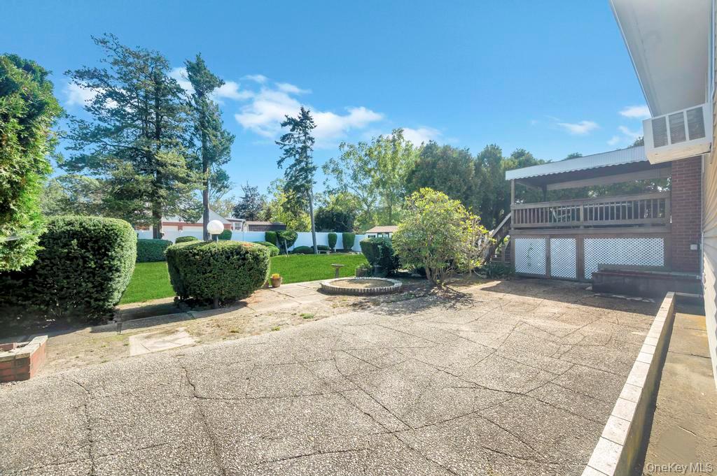 1399 Ackerson Boulevard, Bay Shore, NY 11706