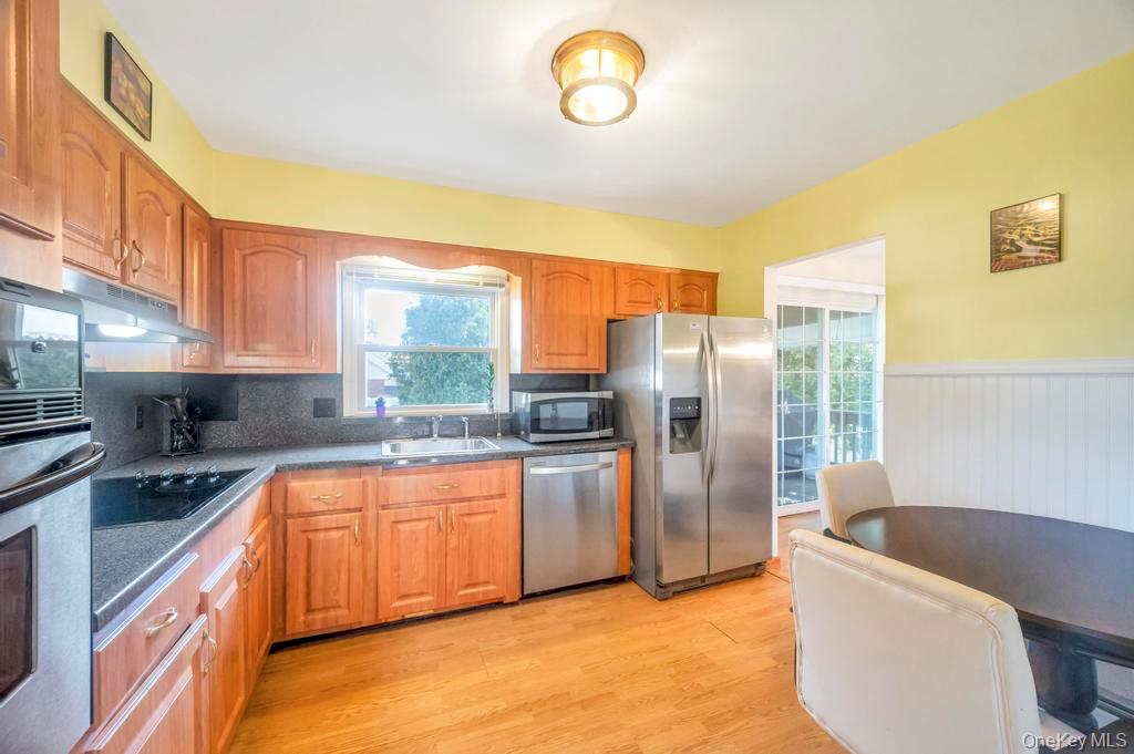 1399 Ackerson Boulevard, Bay Shore, NY 11706